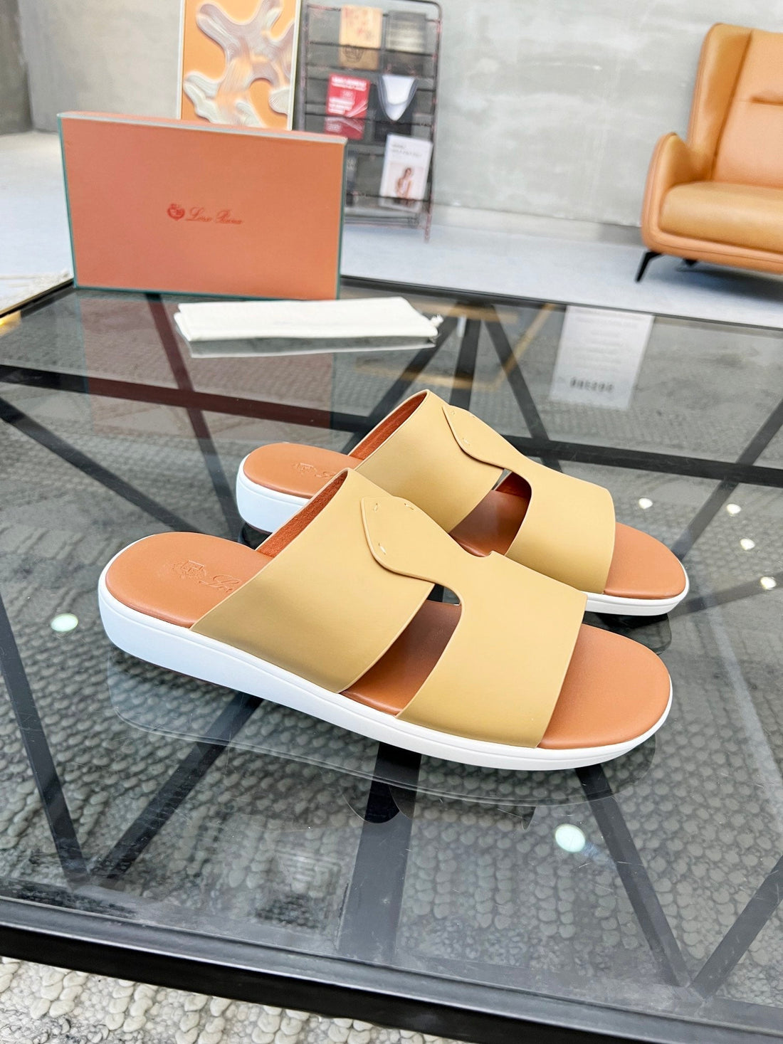 LP CROSSOVER SLIPPERS PALE ORANGE CALFSKIN
