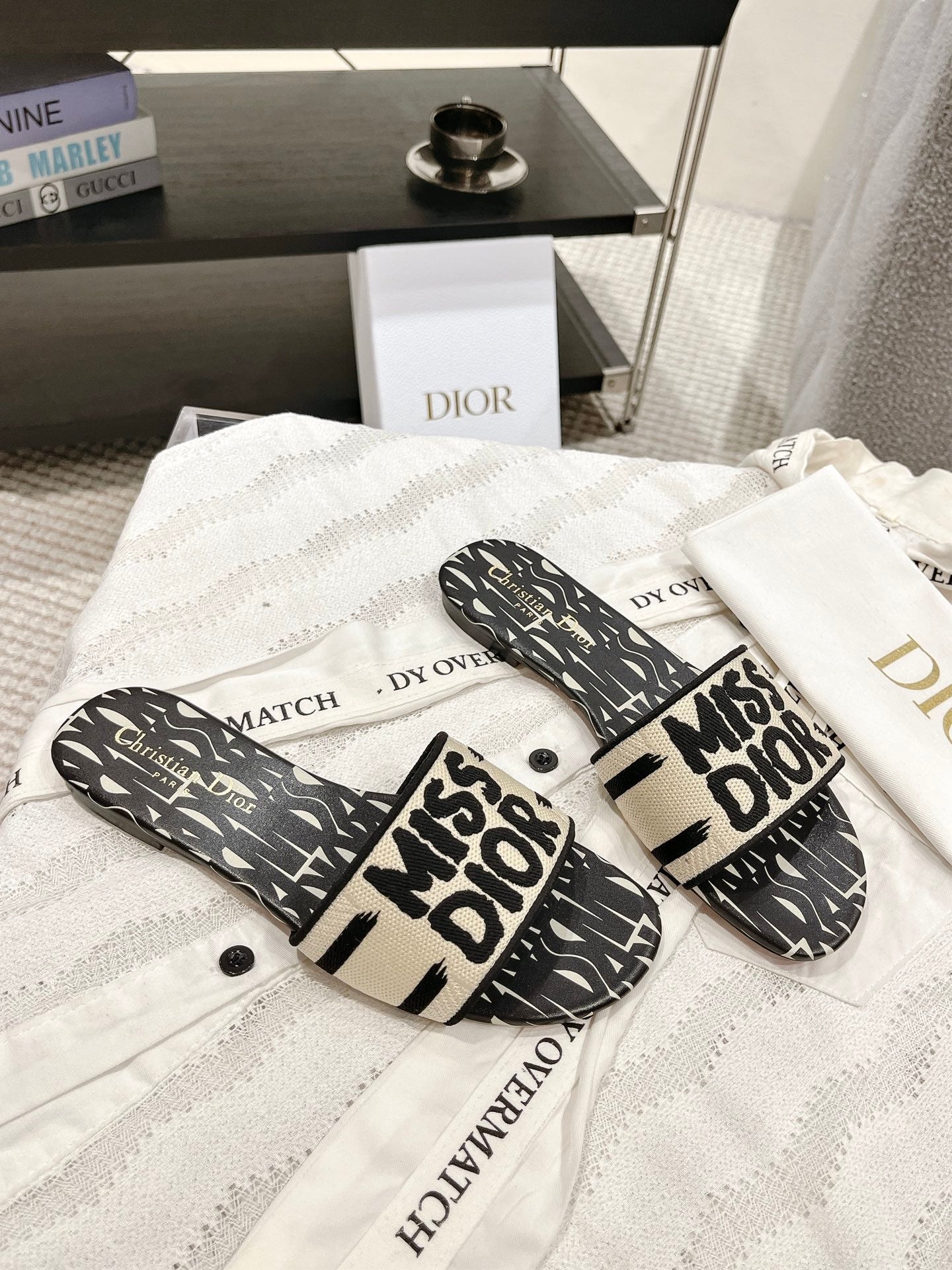 CD 25 Slippers Cotton Fabric 241434