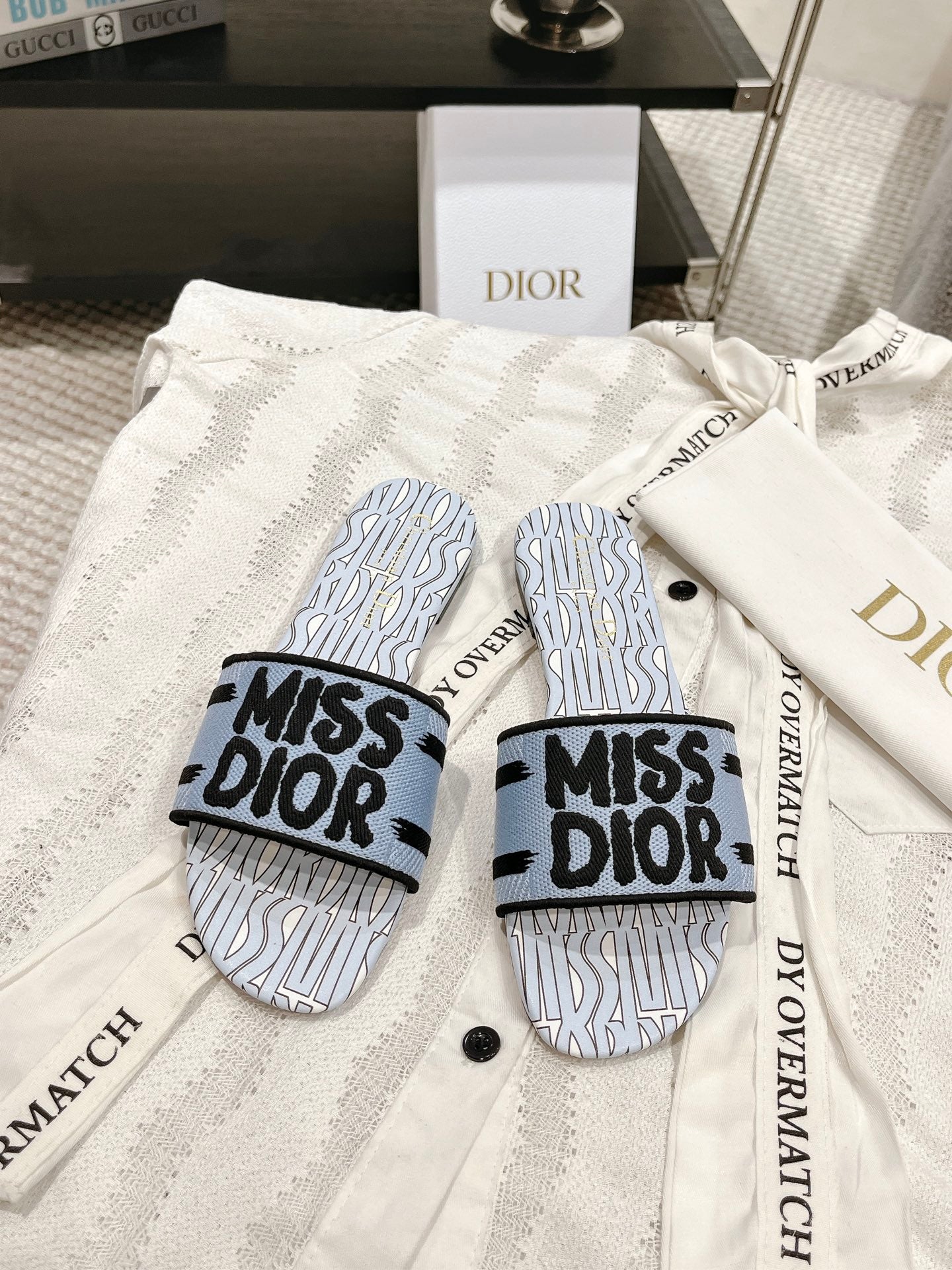 CD 25 Slippers Cotton Fabric 241434