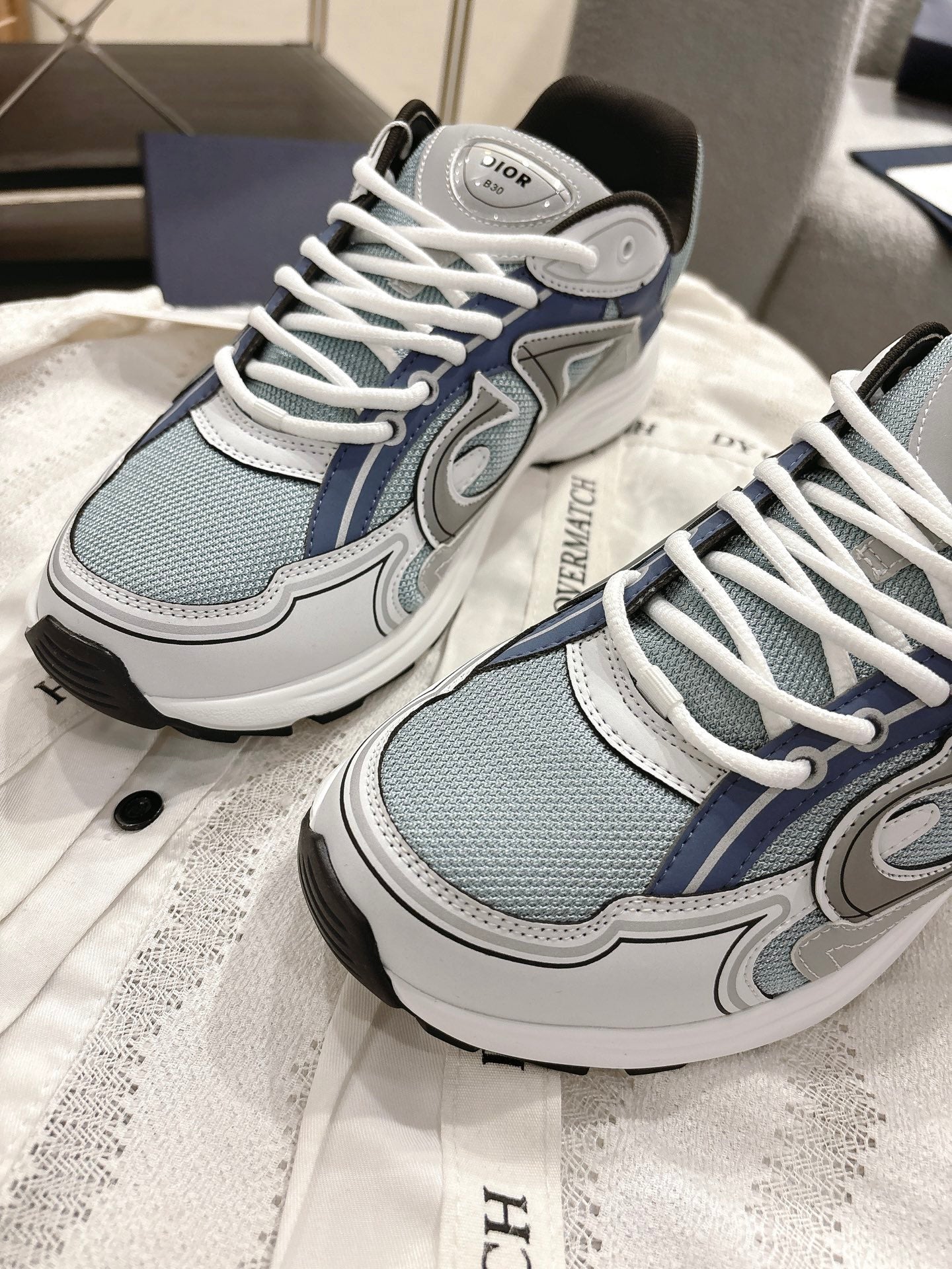 CD B30 Sneakers White Light Blue Technology Fabric