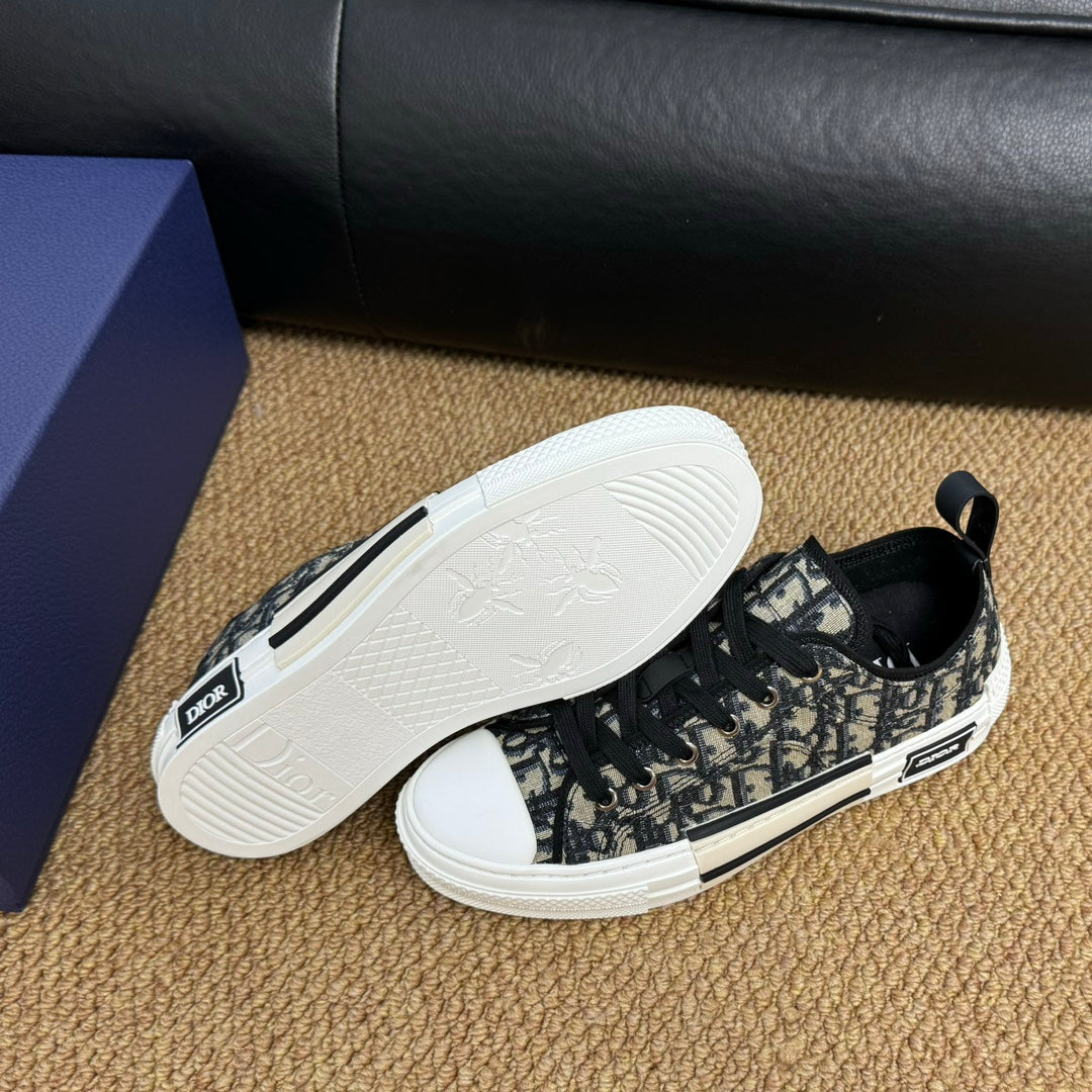 CD B23 Low-Top Sneaker White Black Oblique Jacquard Fabric