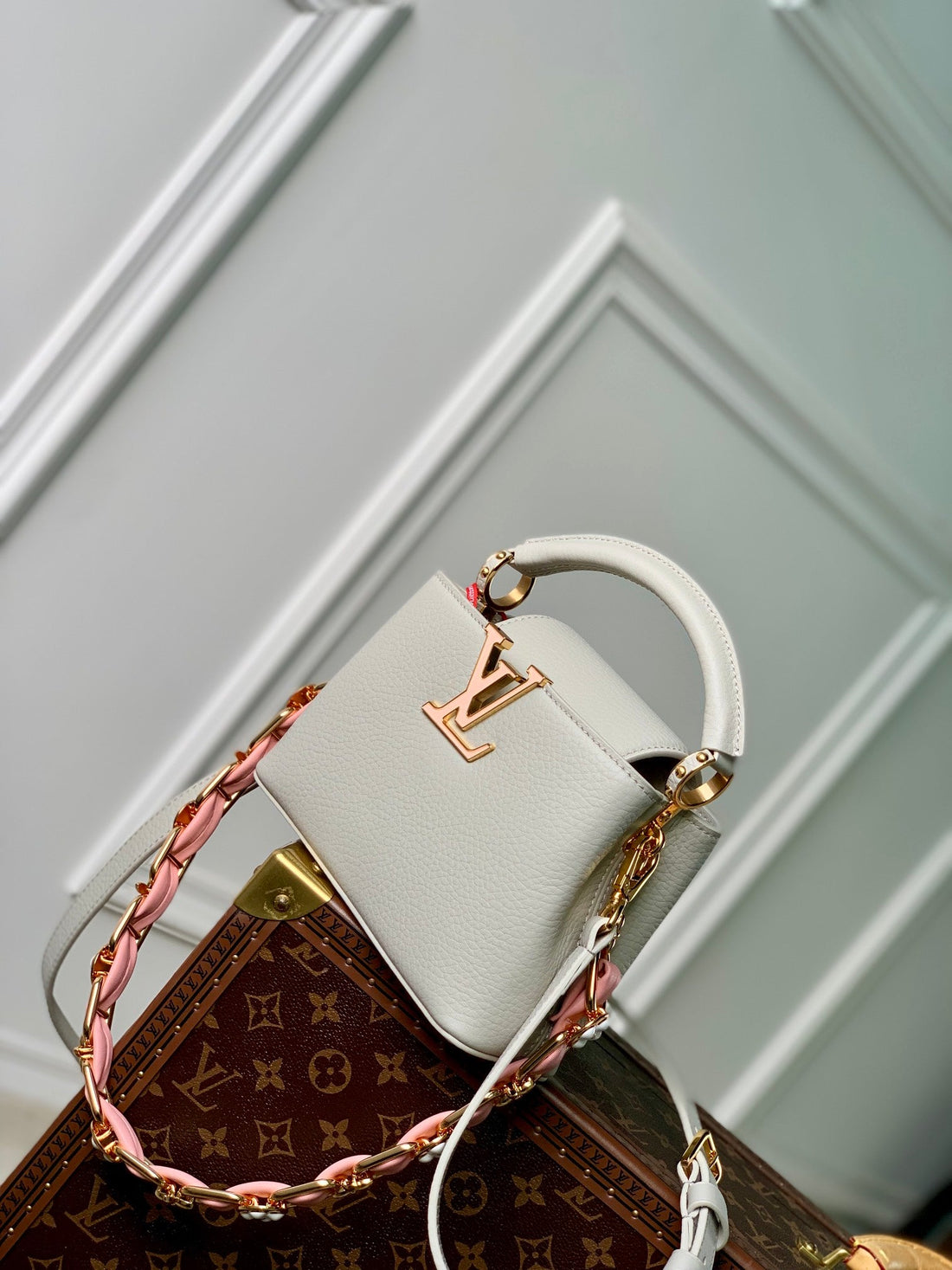 CAPUCINES MINI 21 ROCK GREY TAURILLON GOLD HARDWARE