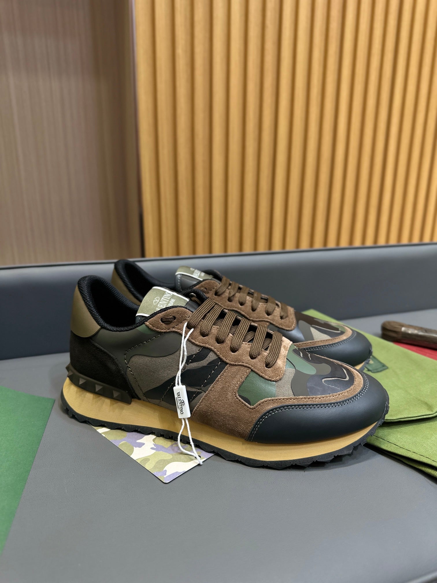 VT 25 Rockrunner Sneaker Camouflage  Sheepskin 349044