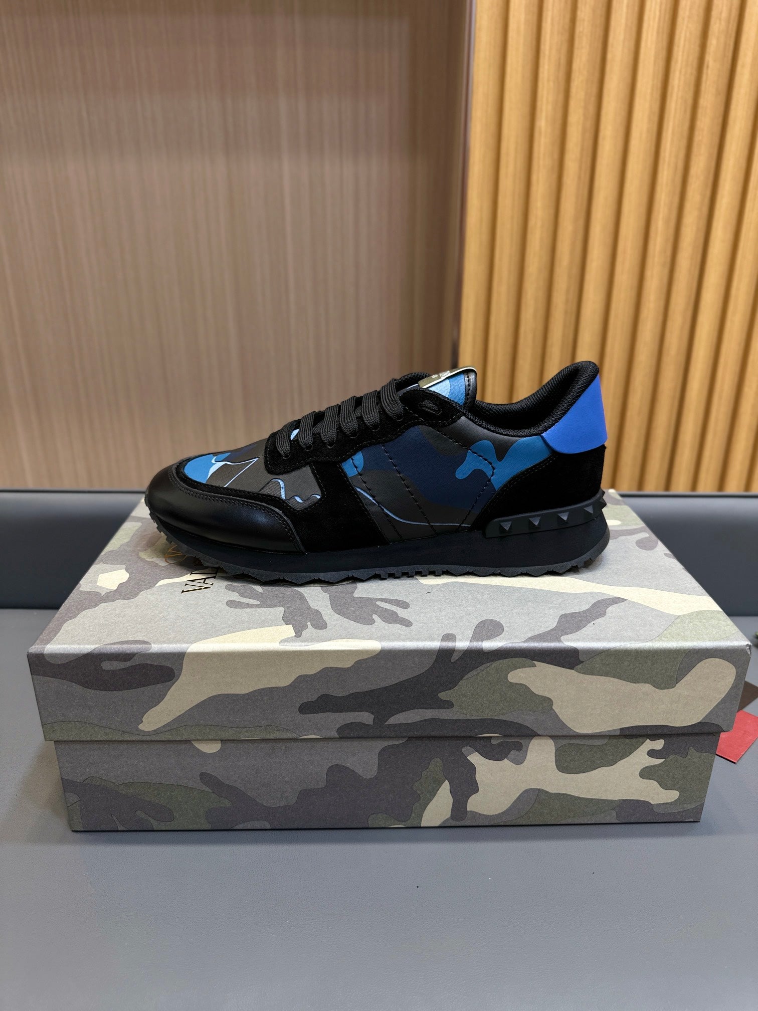 VT 25 Rockrunner Sneaker Camouflage  Sheepskin 349046