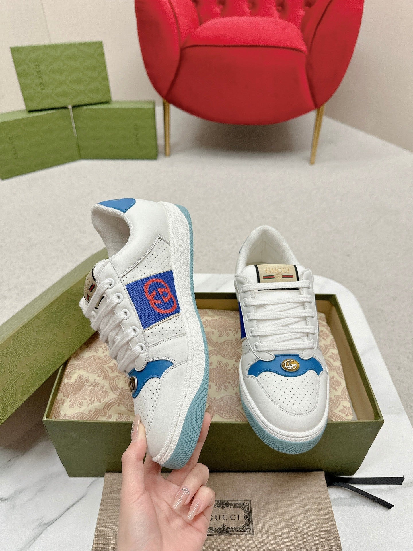GG WOMEN'S SCREENER TRAINER WHITE AND BLUE CALFSKIN