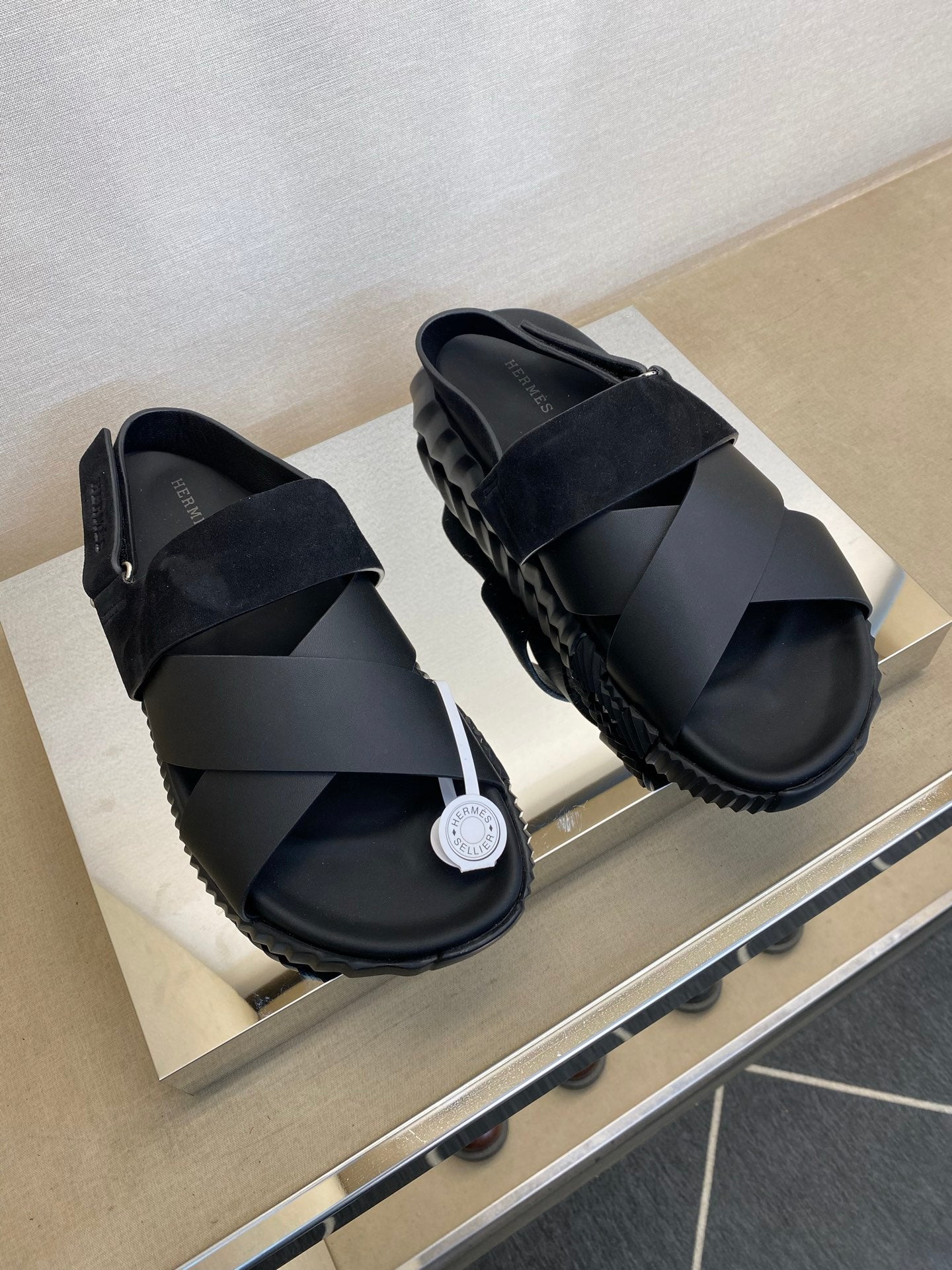 HM Men's Electric Sandals Black Suede Calfskin 602591