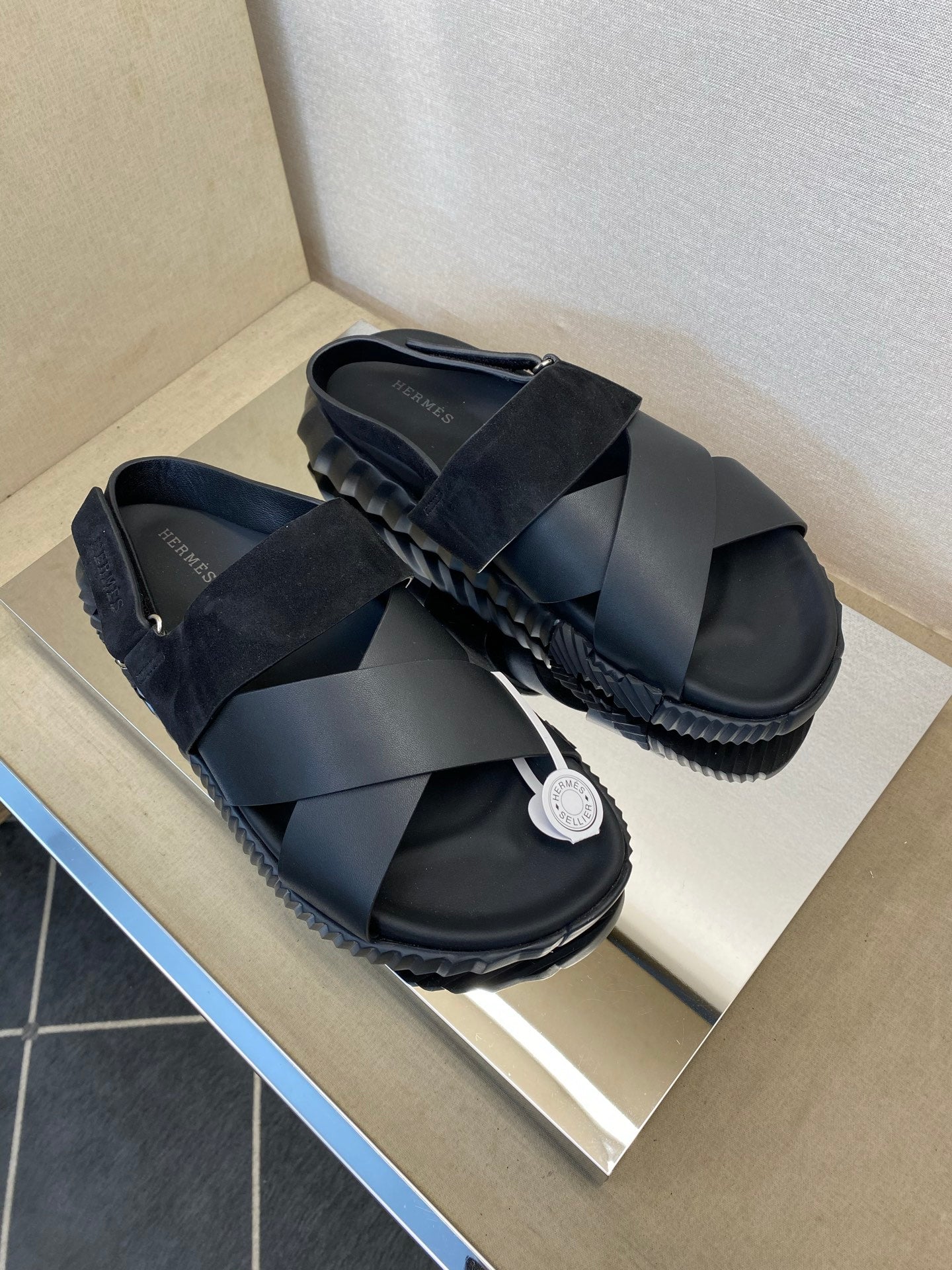 HM Men's Electric Sandals Black Suede Calfskin 602591