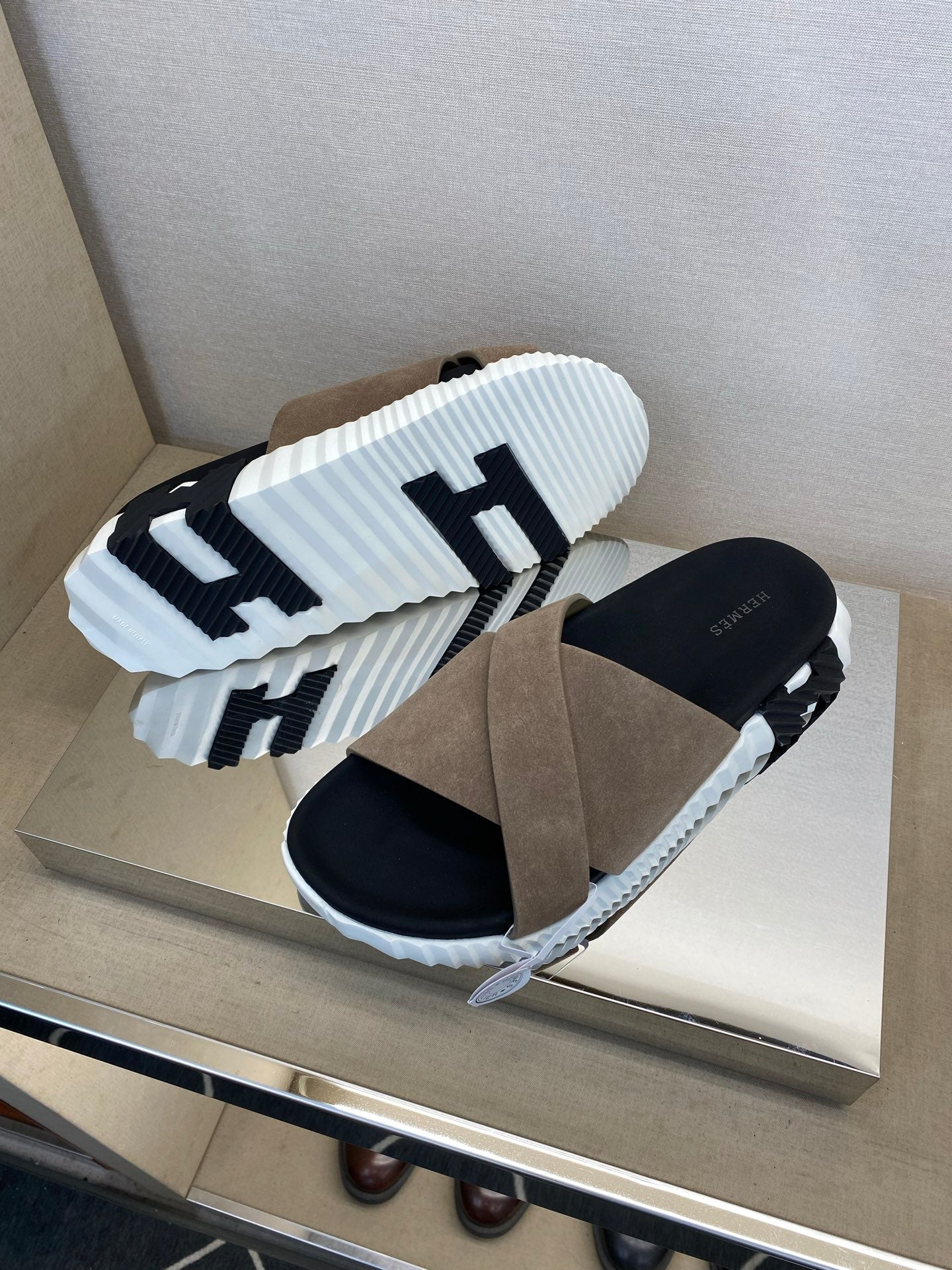 HM Men's Infra Slide Beige Calfskin 602610