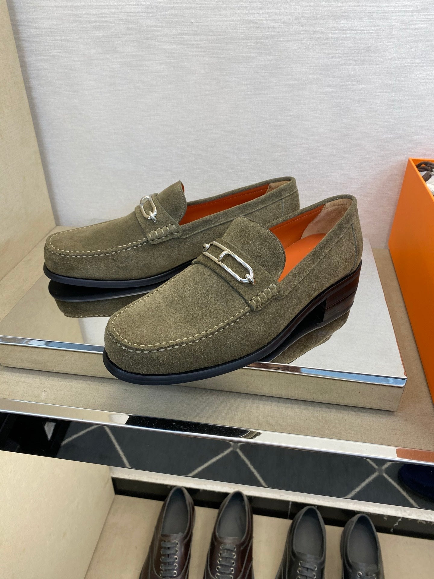 HM Men's Colette Loafer Olive Green Suede 680423