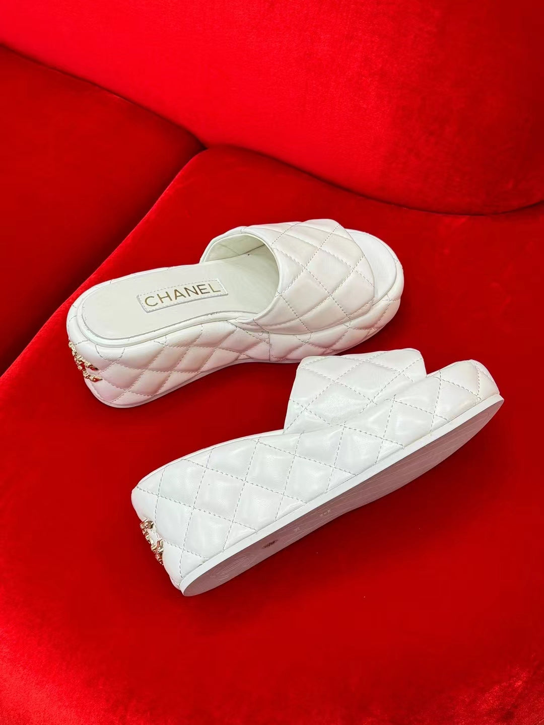 CC WEDGE HEELS WHITE LAMBSKIN