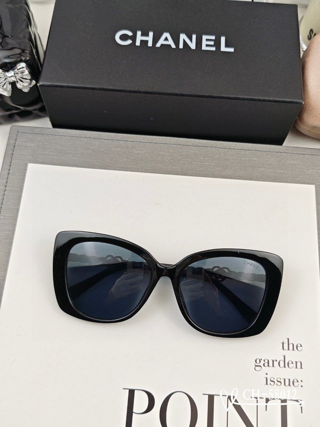 Chanel Sunglasses 560766