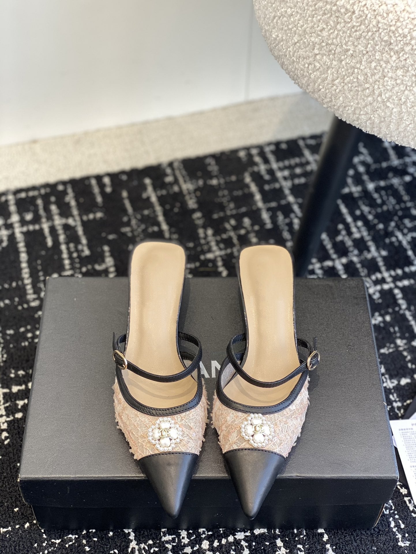 mule sandal beige tweed black lambskin