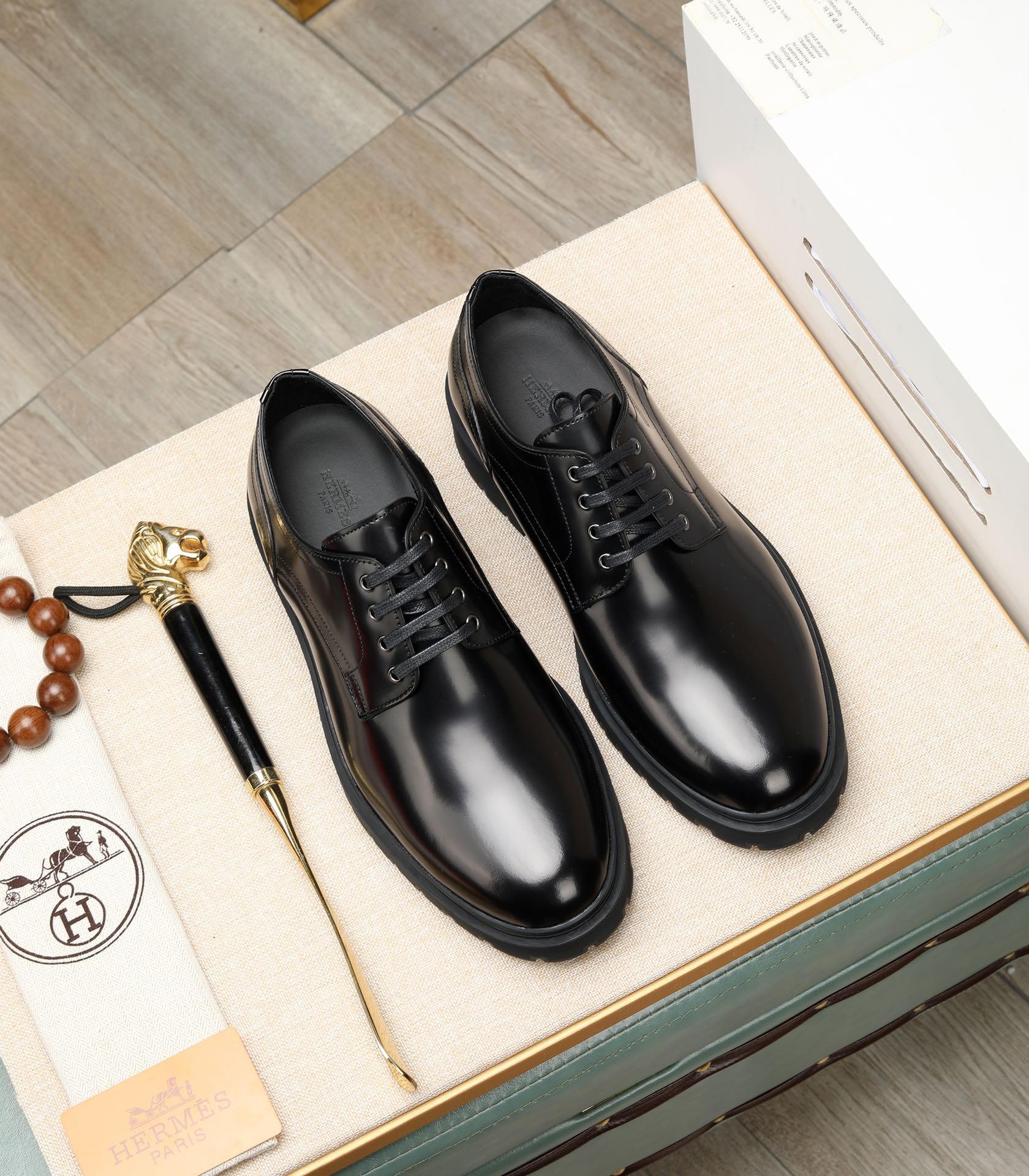 HM Men's Derby Shoes Black Calfskin 731289