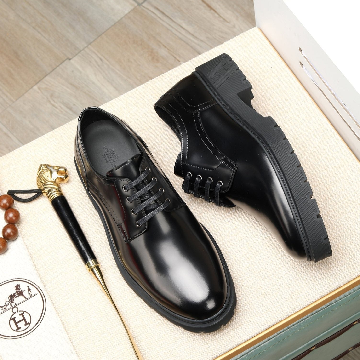 HM Men's Derby Shoes Black Calfskin 731289