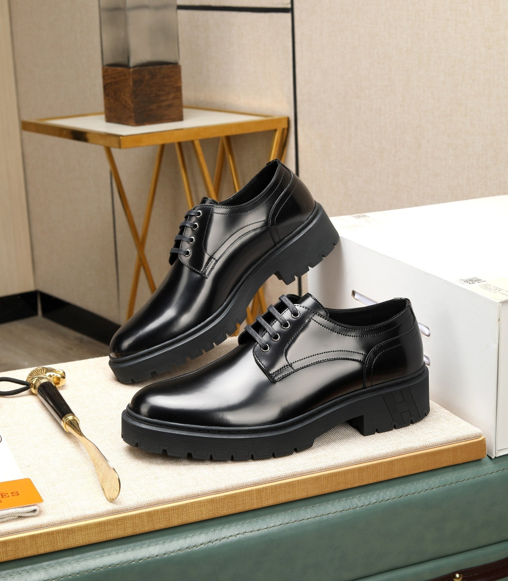 HM Men's Derby Shoes Black Calfskin 731289