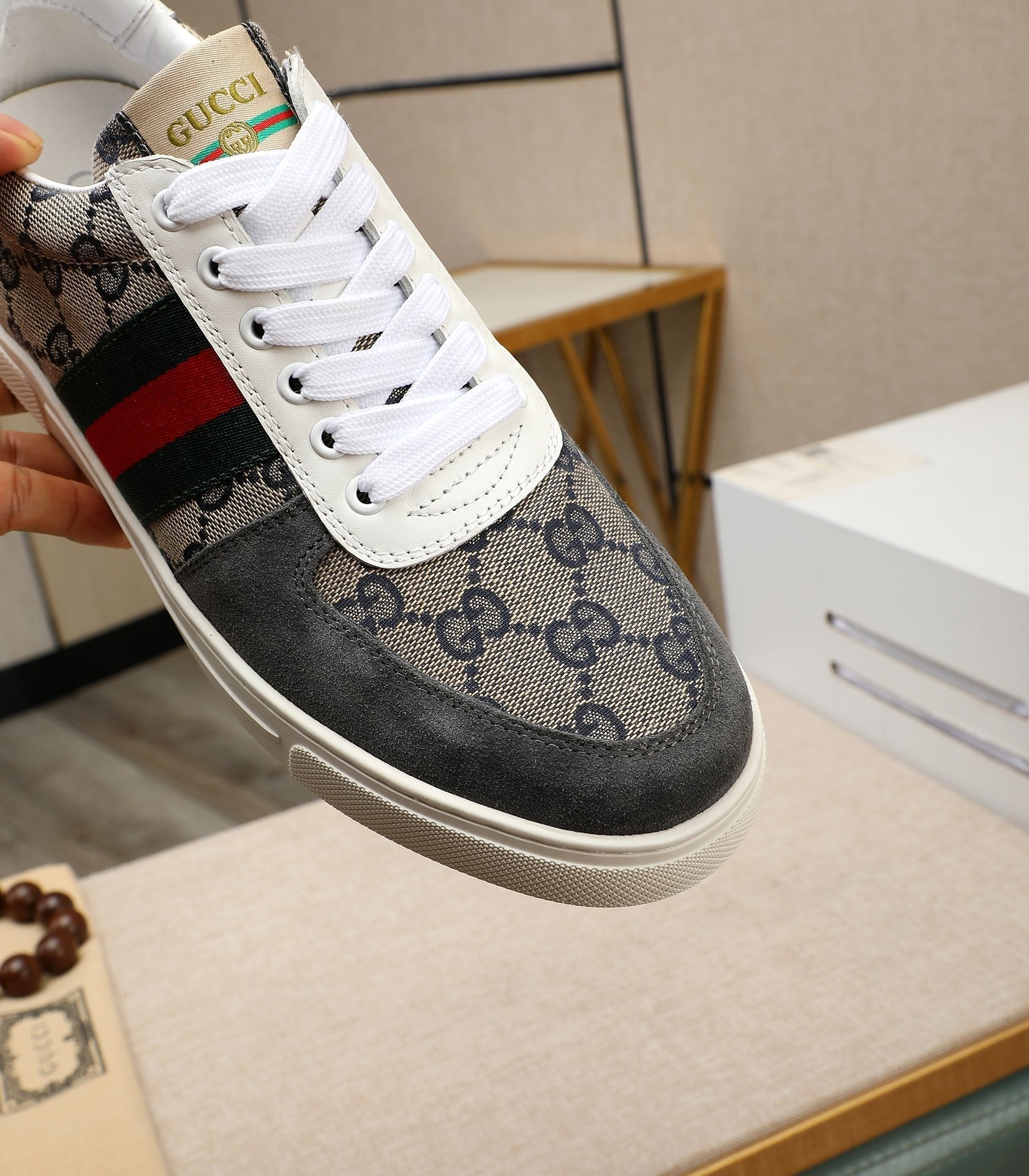 GG Men's Sneaker Grey Suede Canvas 487992