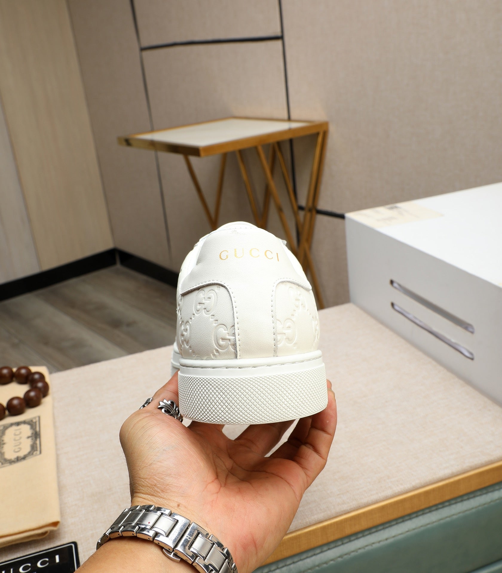 GG Men's ACE Sneaker White Embossed Calfskin 516600