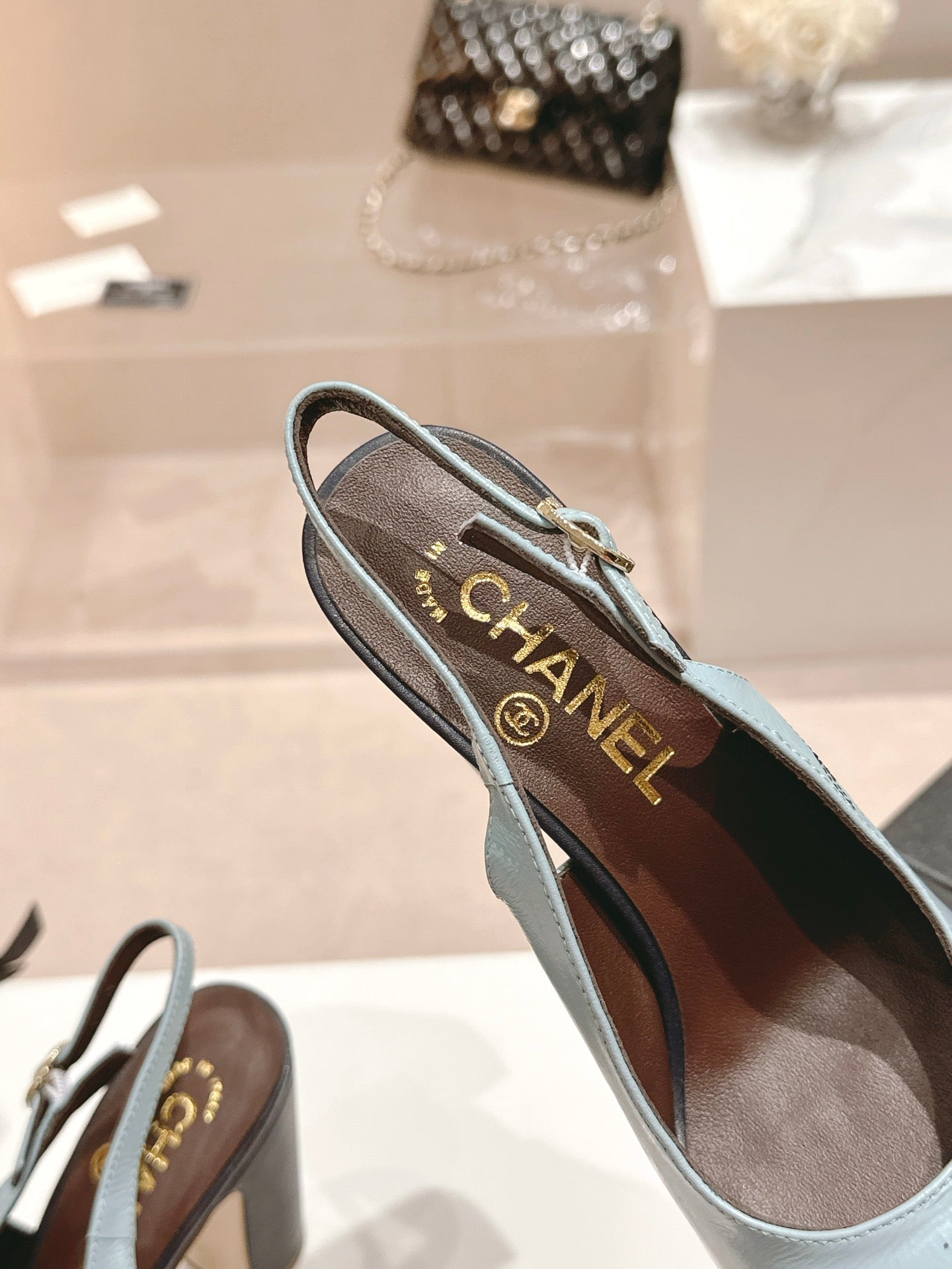 CC 24P SLINGBACKS 95MM TURQUOISE BLACK LAMBSKIN