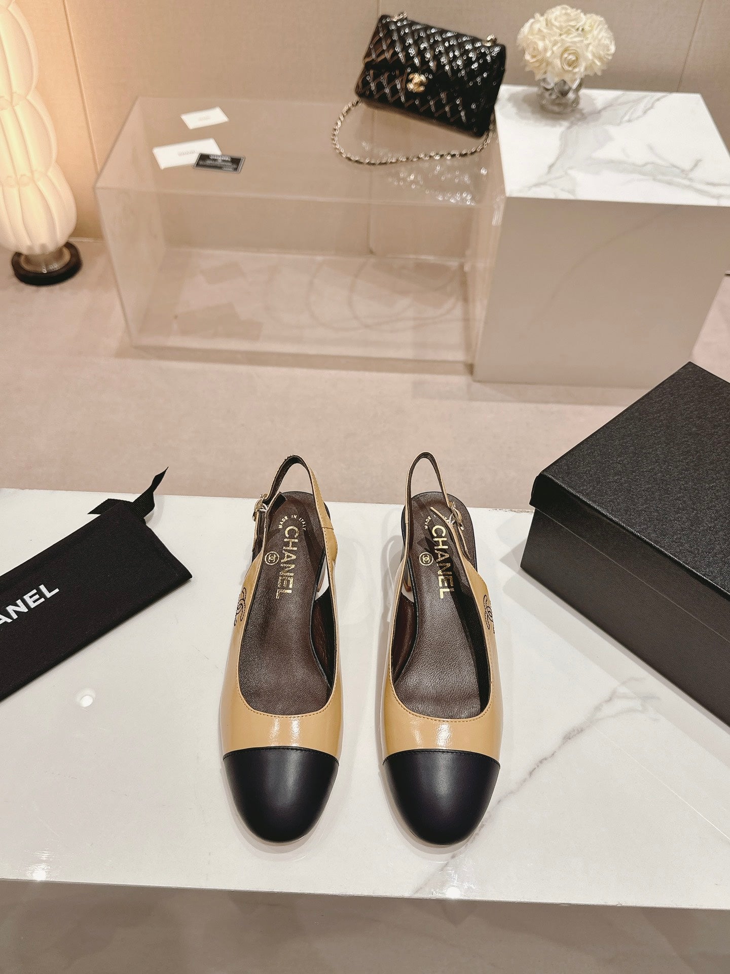 CC 24P SLINGBACKS 45MM BEIGE BLACK LAMBSKIN