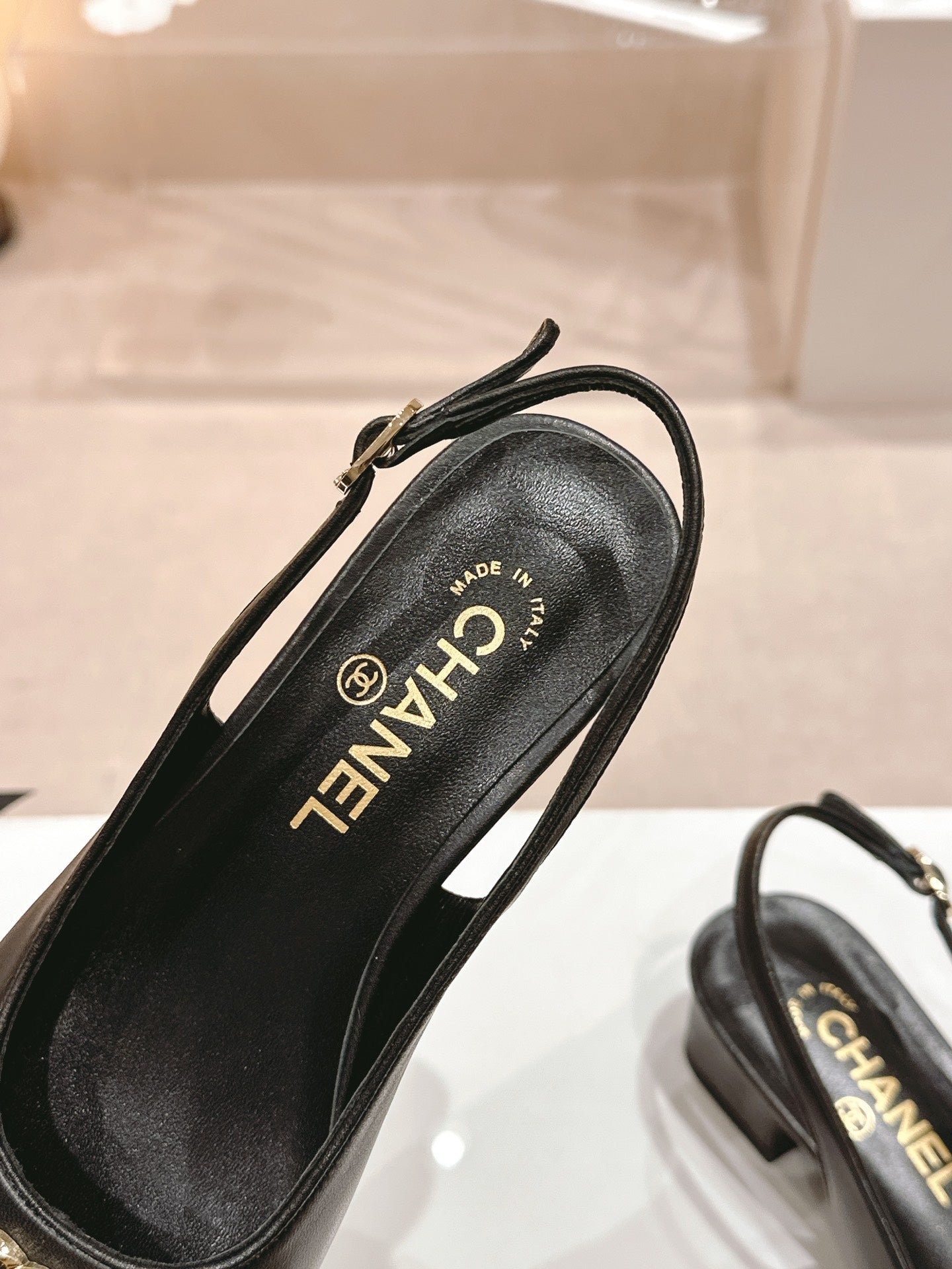 CC 2024 SLINGBACKS 40MM BLACK LAMBSKIN