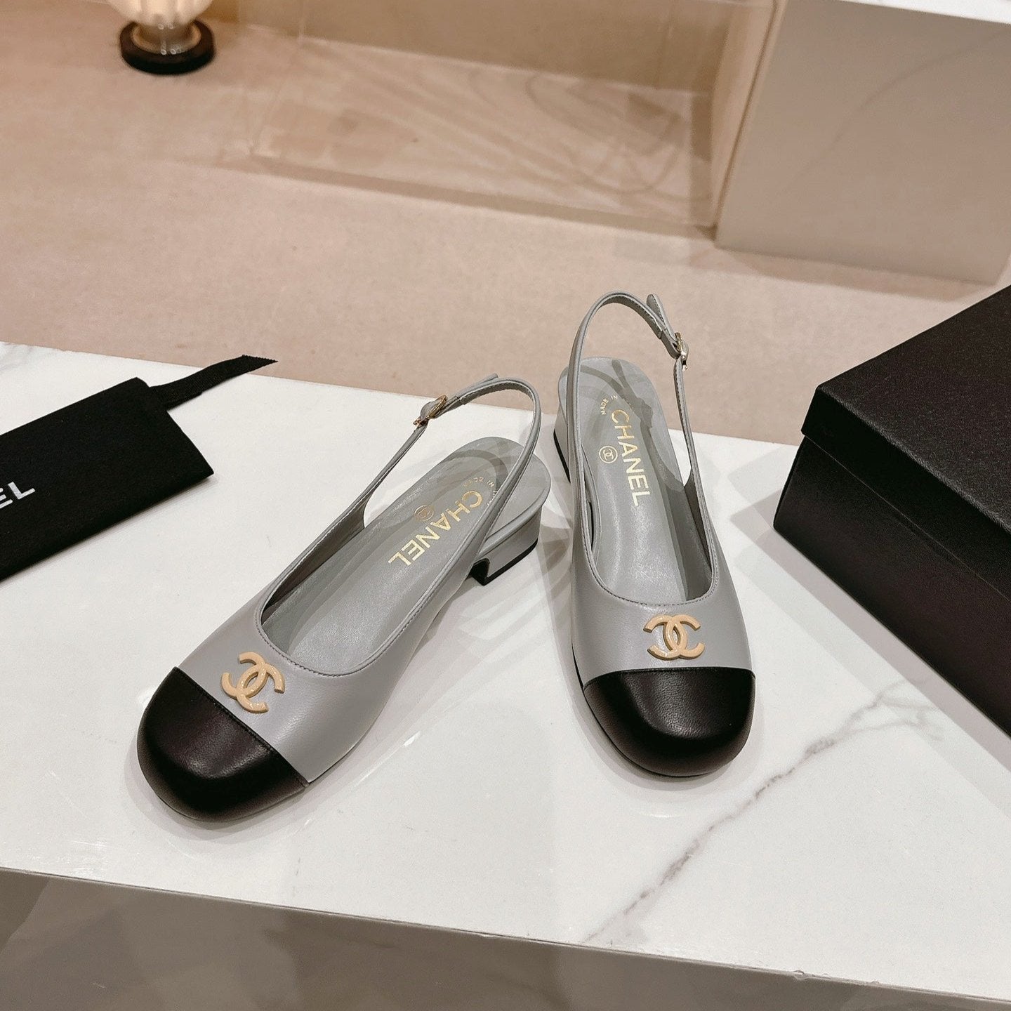 CC 2024 SLINGBACKS 40MM GREY BLACK LAMBSKIN