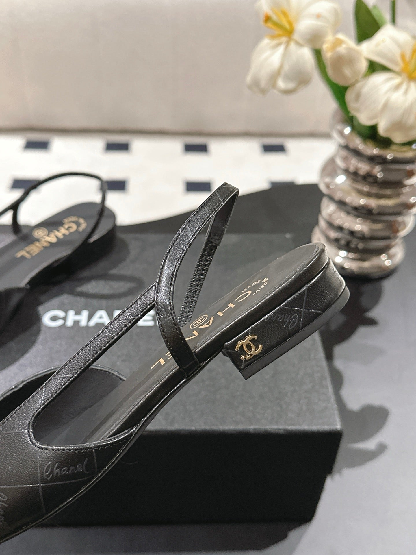 CC 25 Slingback Flats Black Embossed Leather 237492