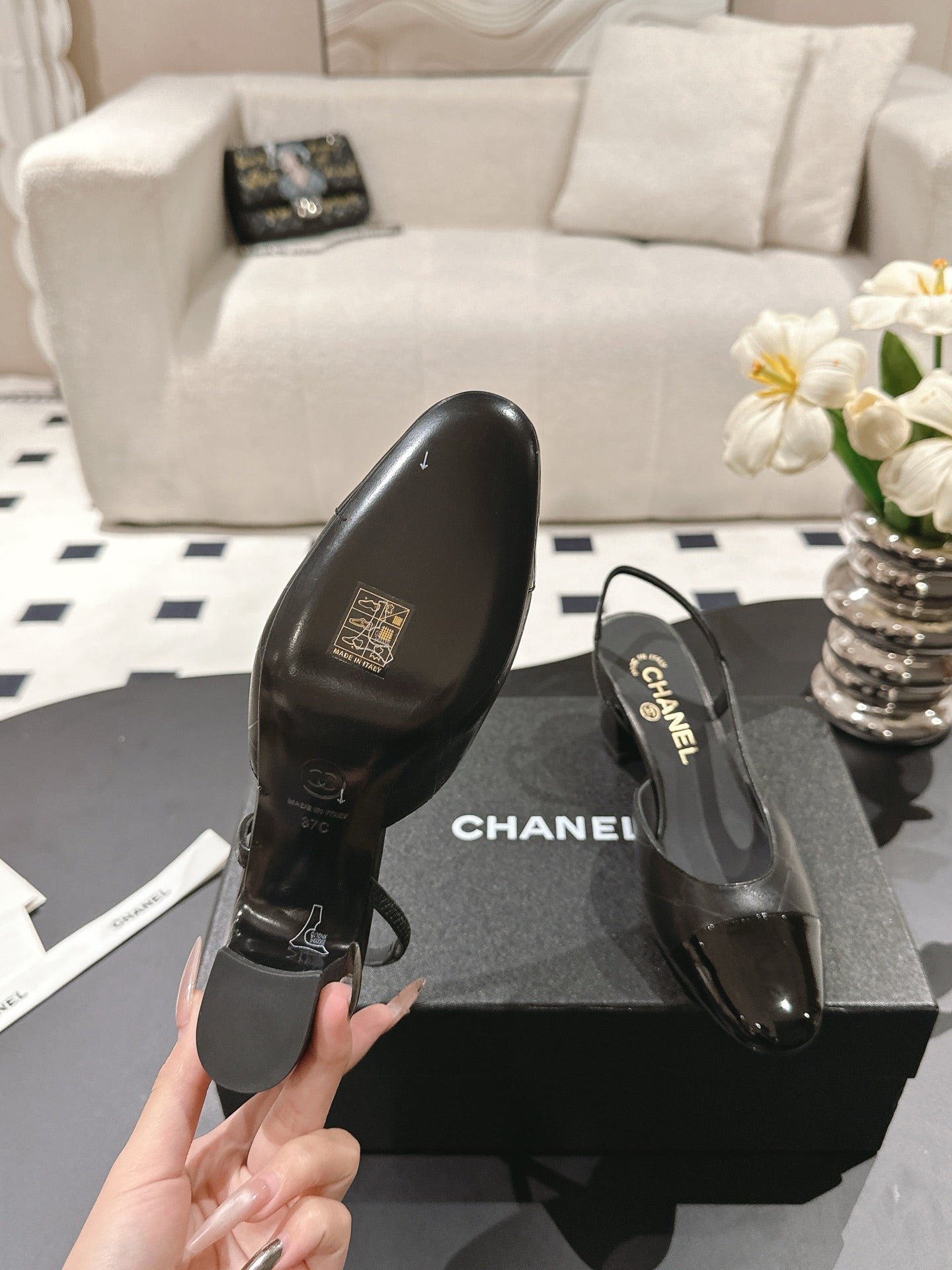 CC 25 Slingback Heel Black Embossed Leather 237494