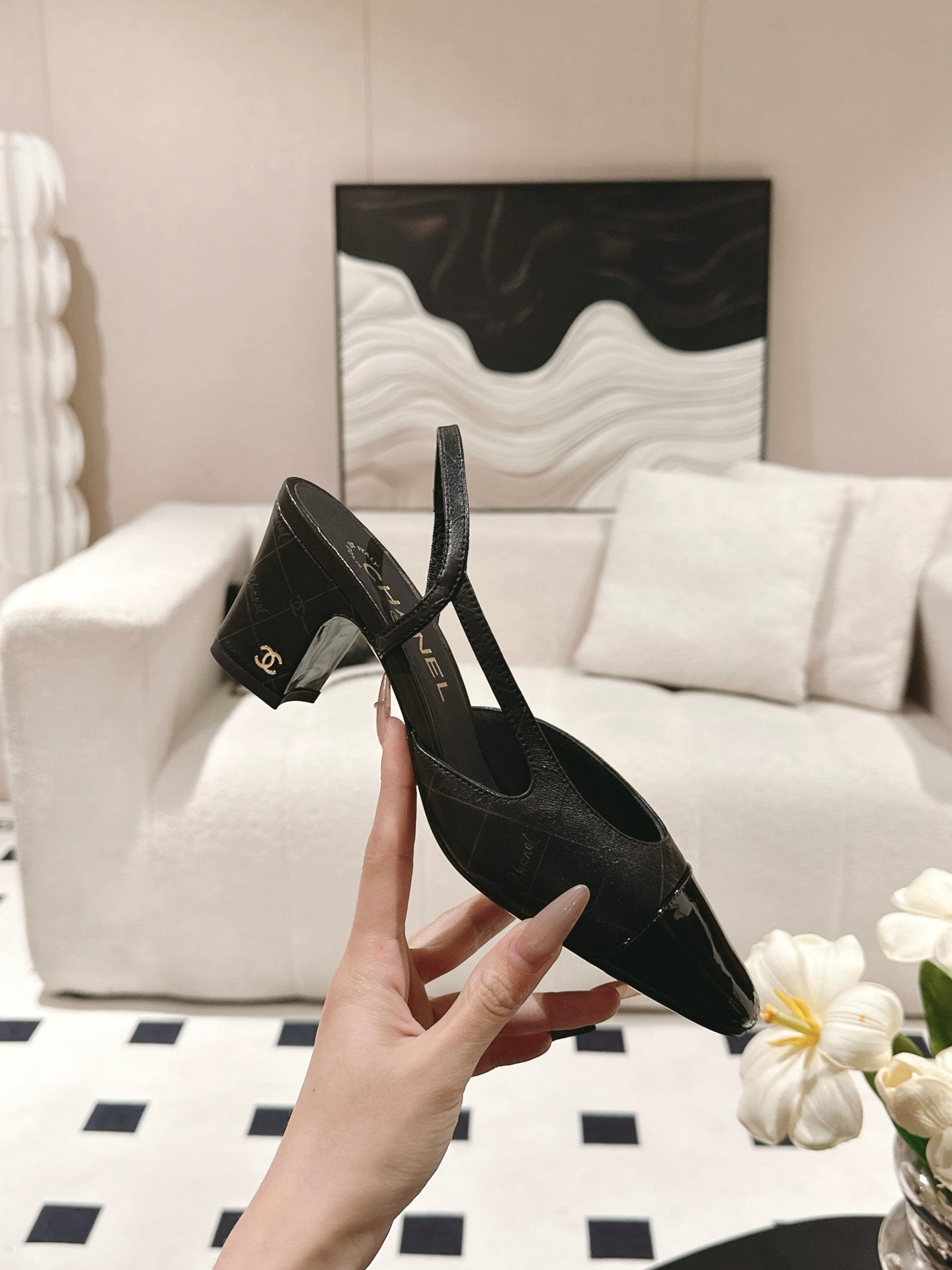 CC 25 Slingback Heel Black Embossed Leather 237494