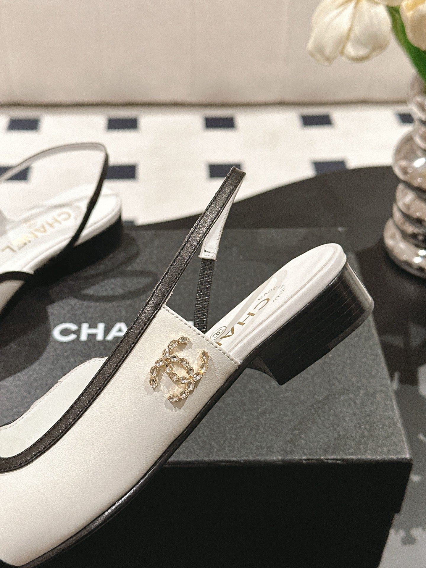 CC Slingback White Leather 237498