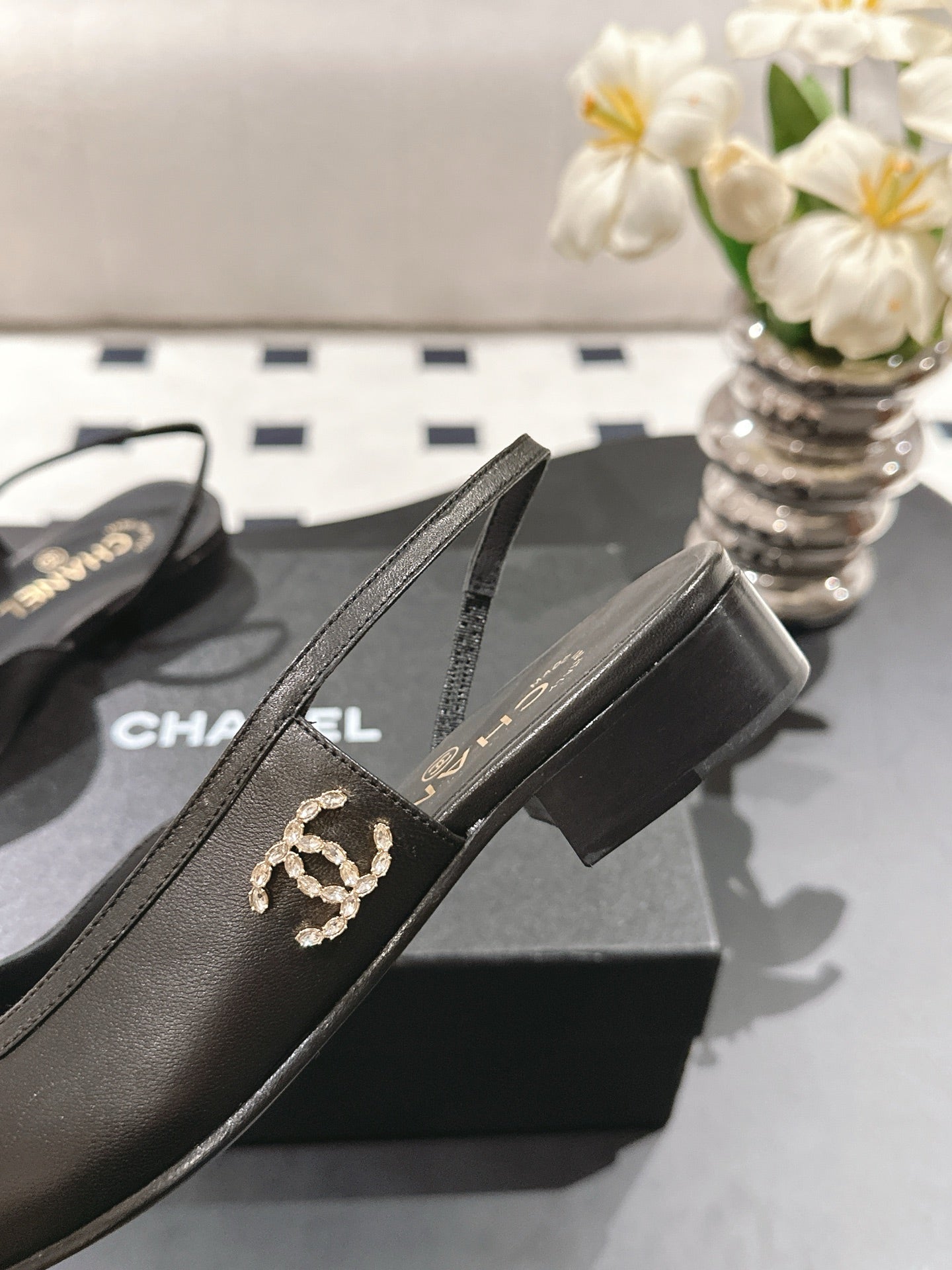 CC Slingback Black Leather 237500