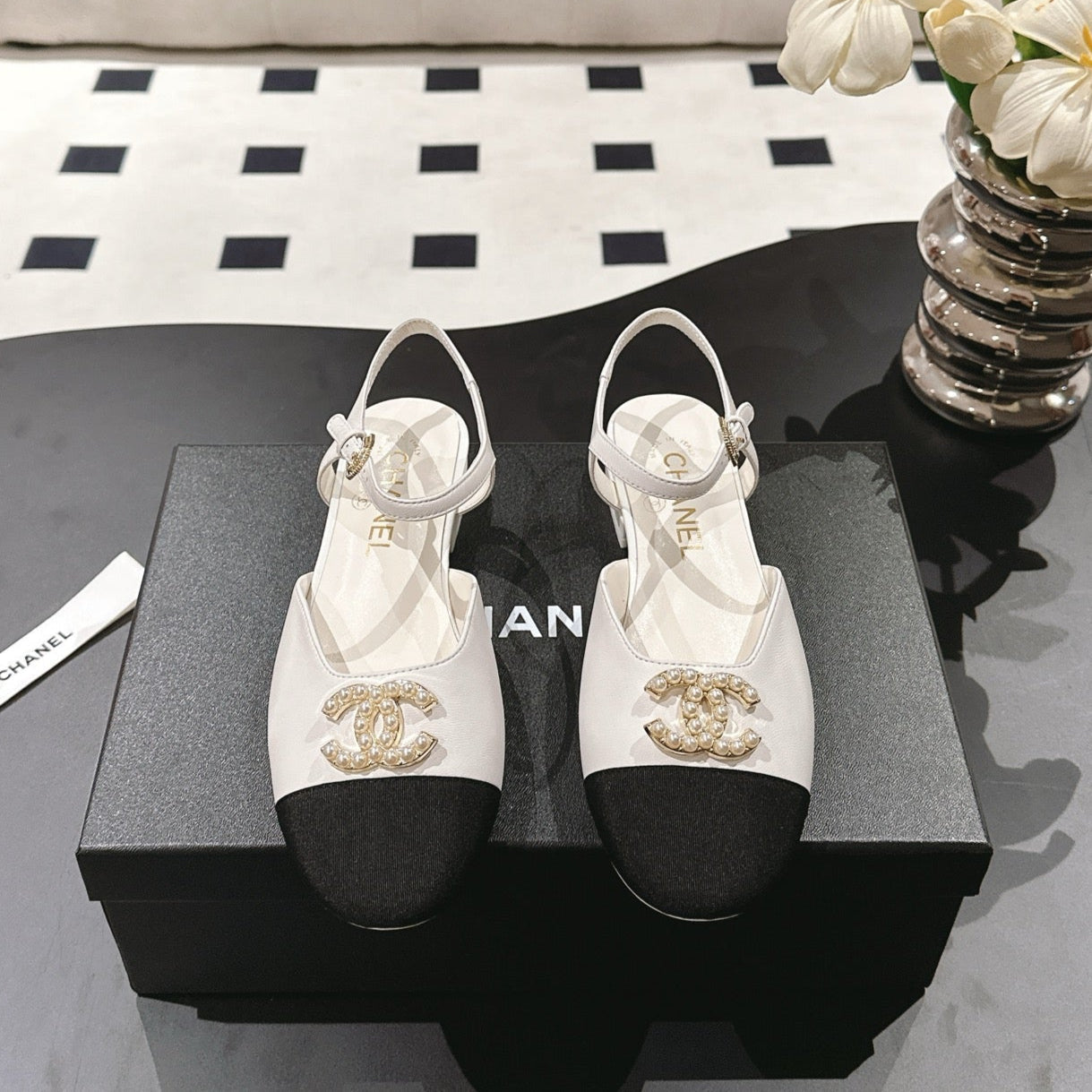 CC Slingback White Sheepskin with Fabric 237512