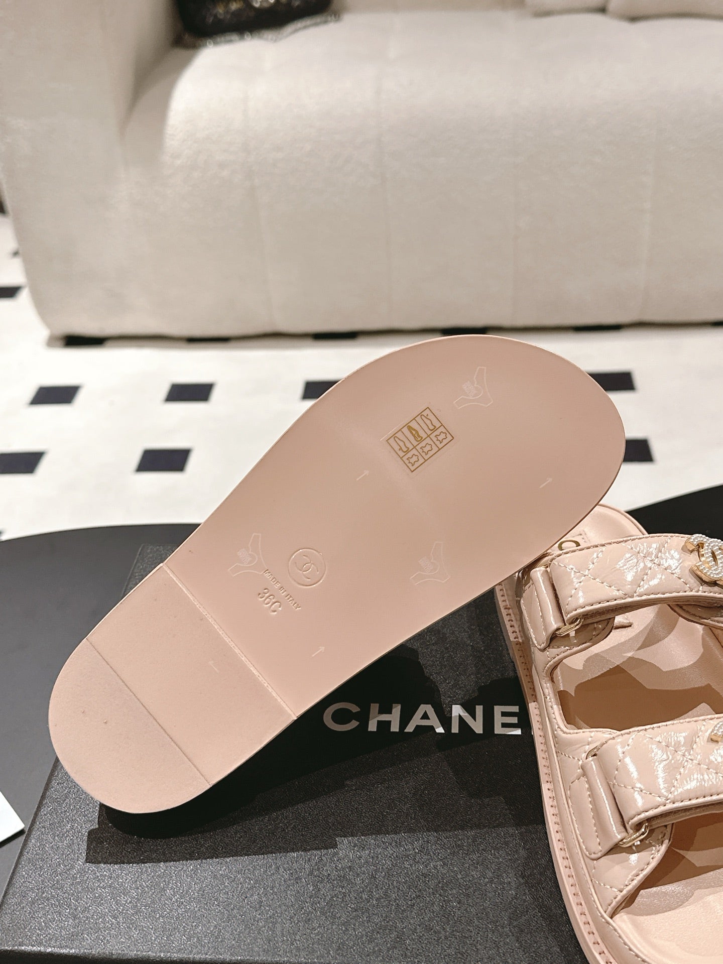 CC 25 Dad Sandal Mule Putty Pink Patent Leather 237579