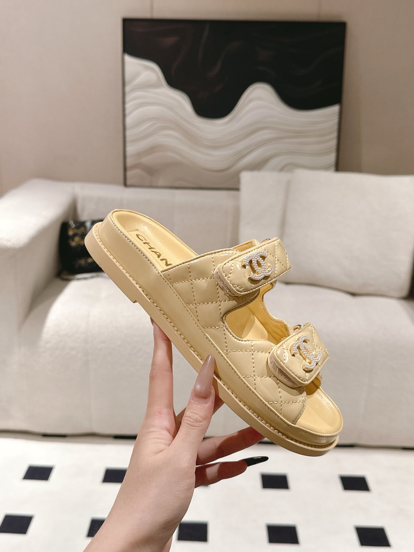 CC 25 Dad Sandal Mule Yellow Pastel Patent Leather 237582