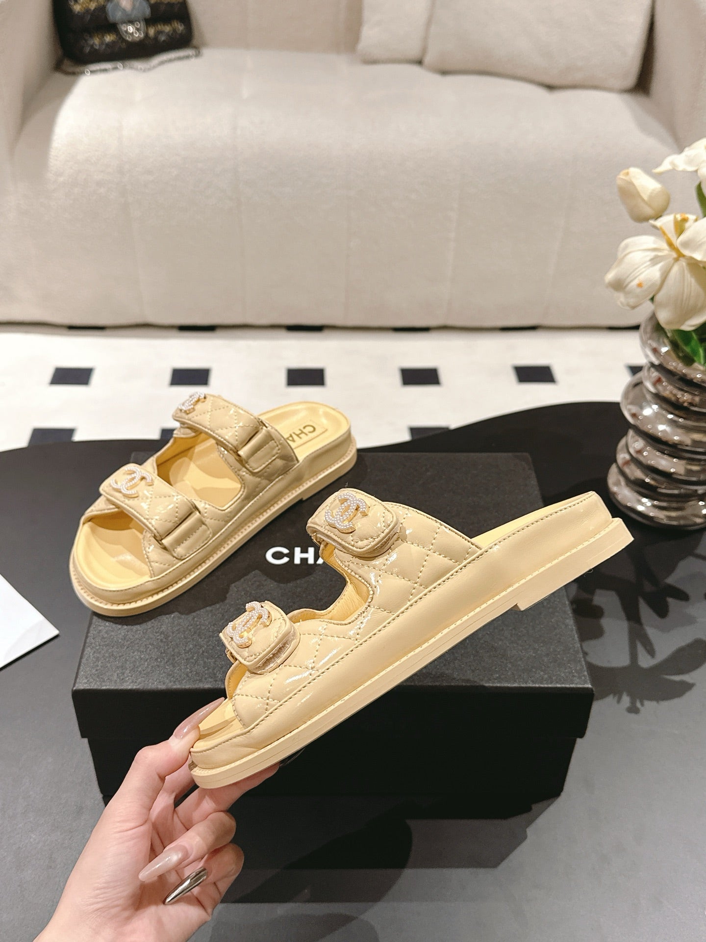 CC 25 Dad Sandal Mule Yellow Pastel Patent Leather 237582