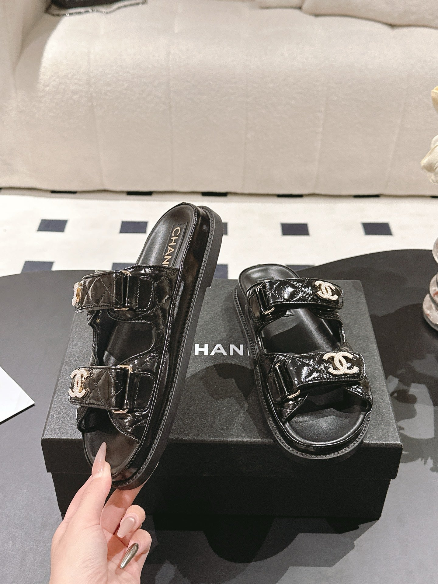 CC 25 Dad Sandal Mules Black Patent Leather 237585