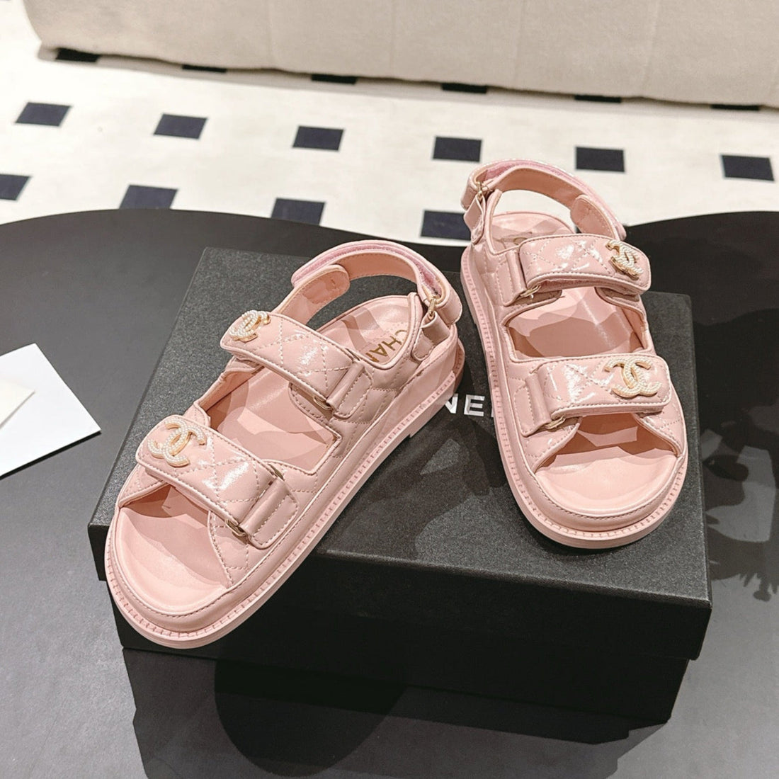 CC 25 Dad Deals Sandals Pink Pastel Patent Leather 237586