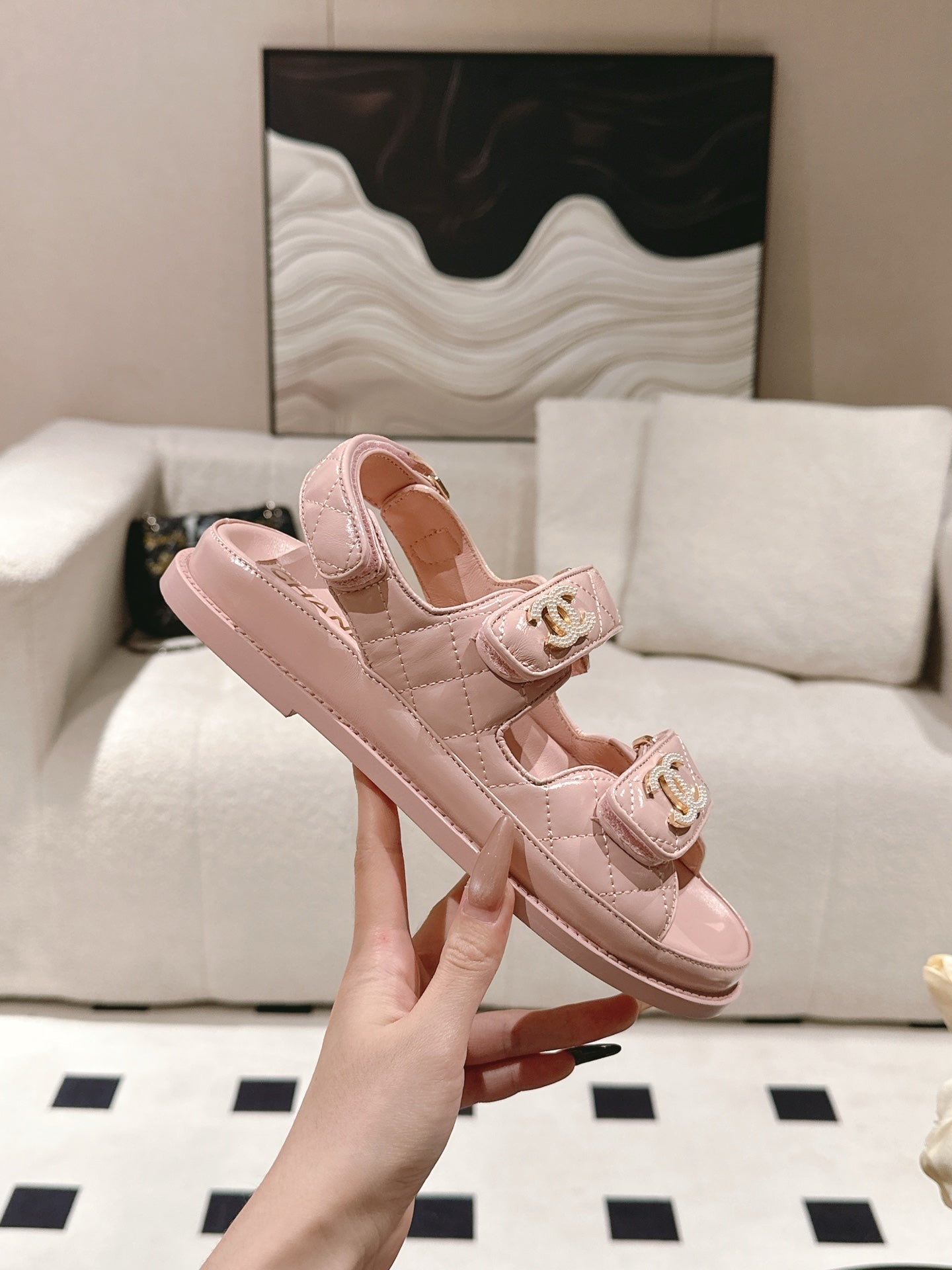 CC 25 Dad Deals Sandals Pink Pastel Patent Leather 237586