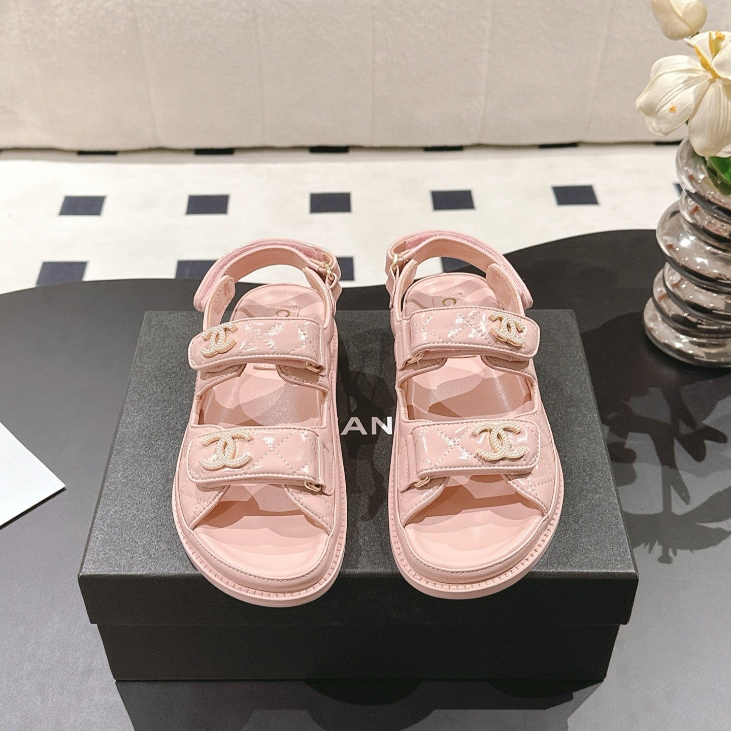 CC 25 Dad Deals Sandals Pink Pastel Patent Leather 237586