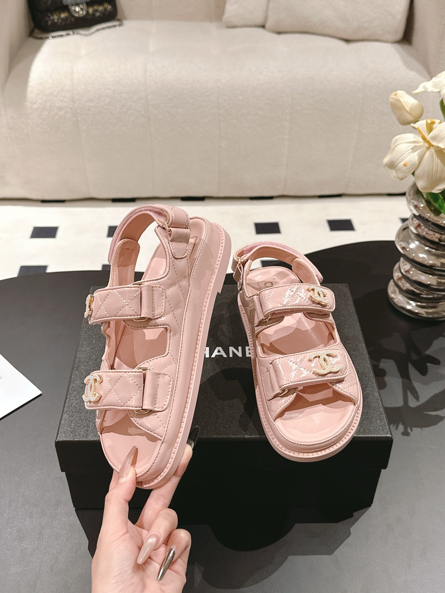 CC 25 Dad Deals Sandals Pink Pastel Patent Leather 237586