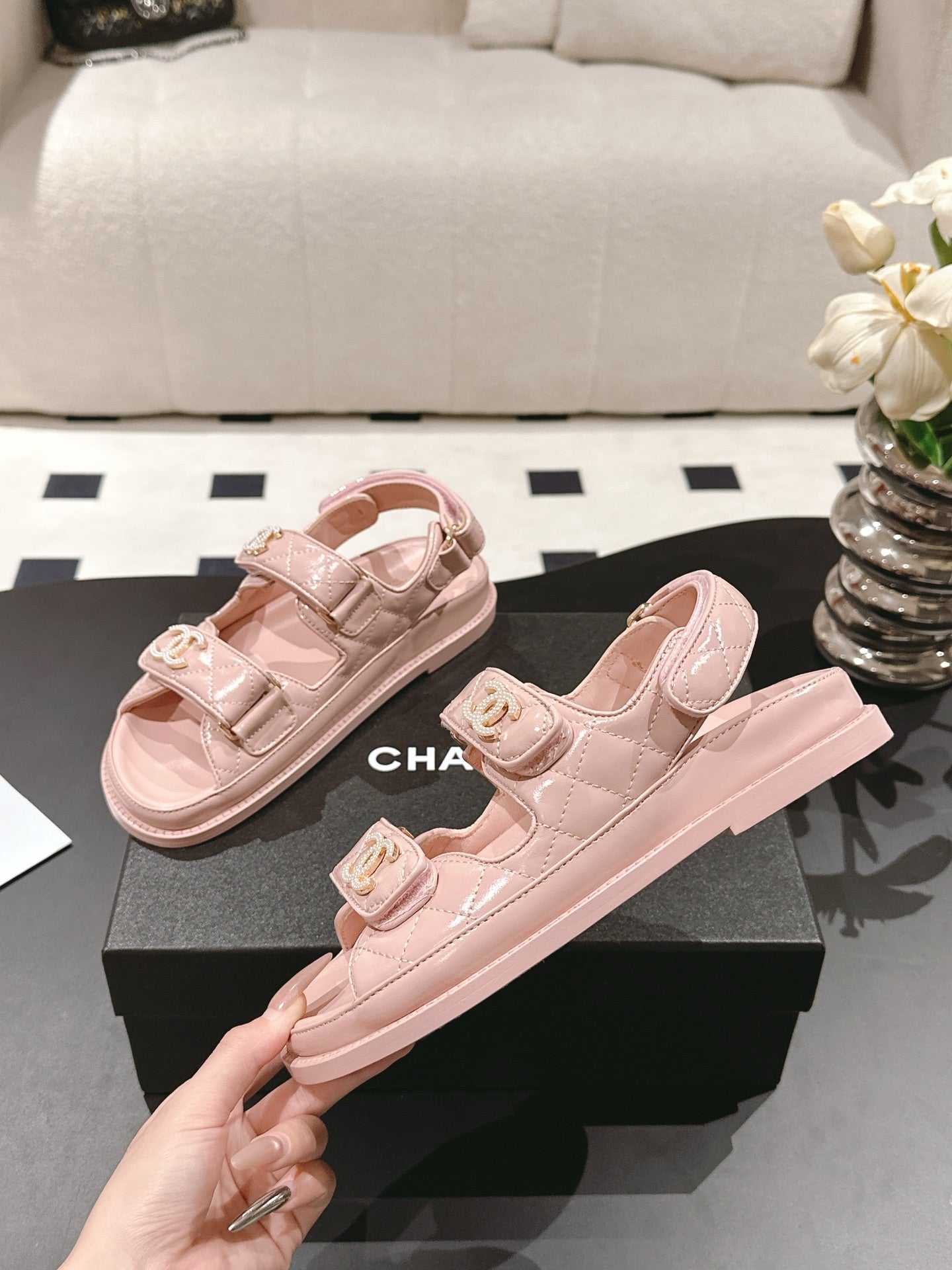 CC 25 Dad Deals Sandals Pink Pastel Patent Leather 237586