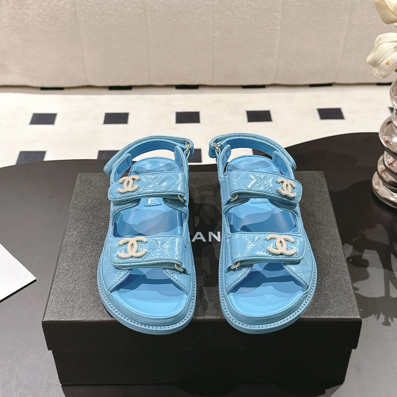 CC 25 Dad Deals Sandals Sky Blue Patent Leather 237588