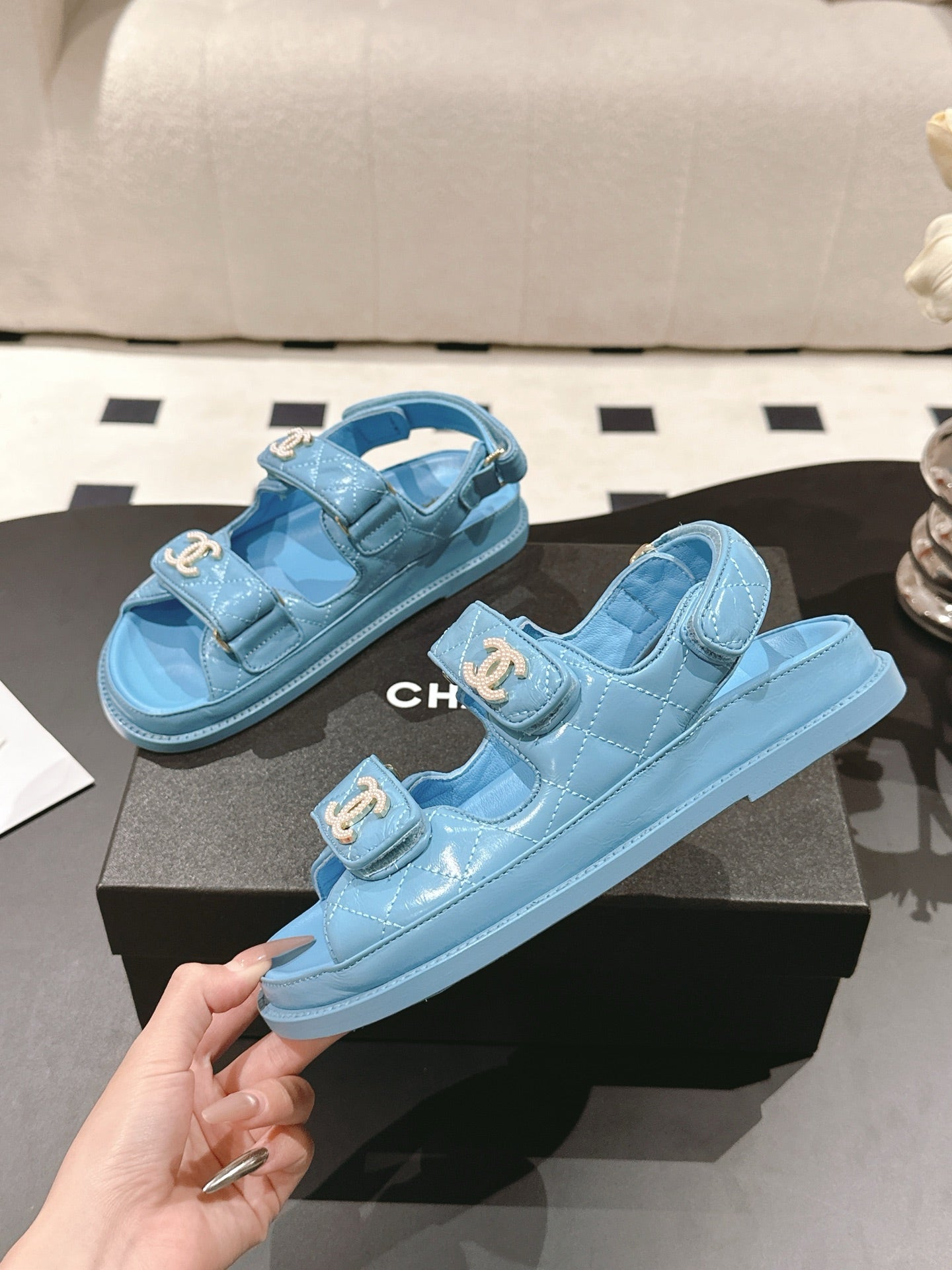 CC 25 Dad Deals Sandals Sky Blue Patent Leather 237588