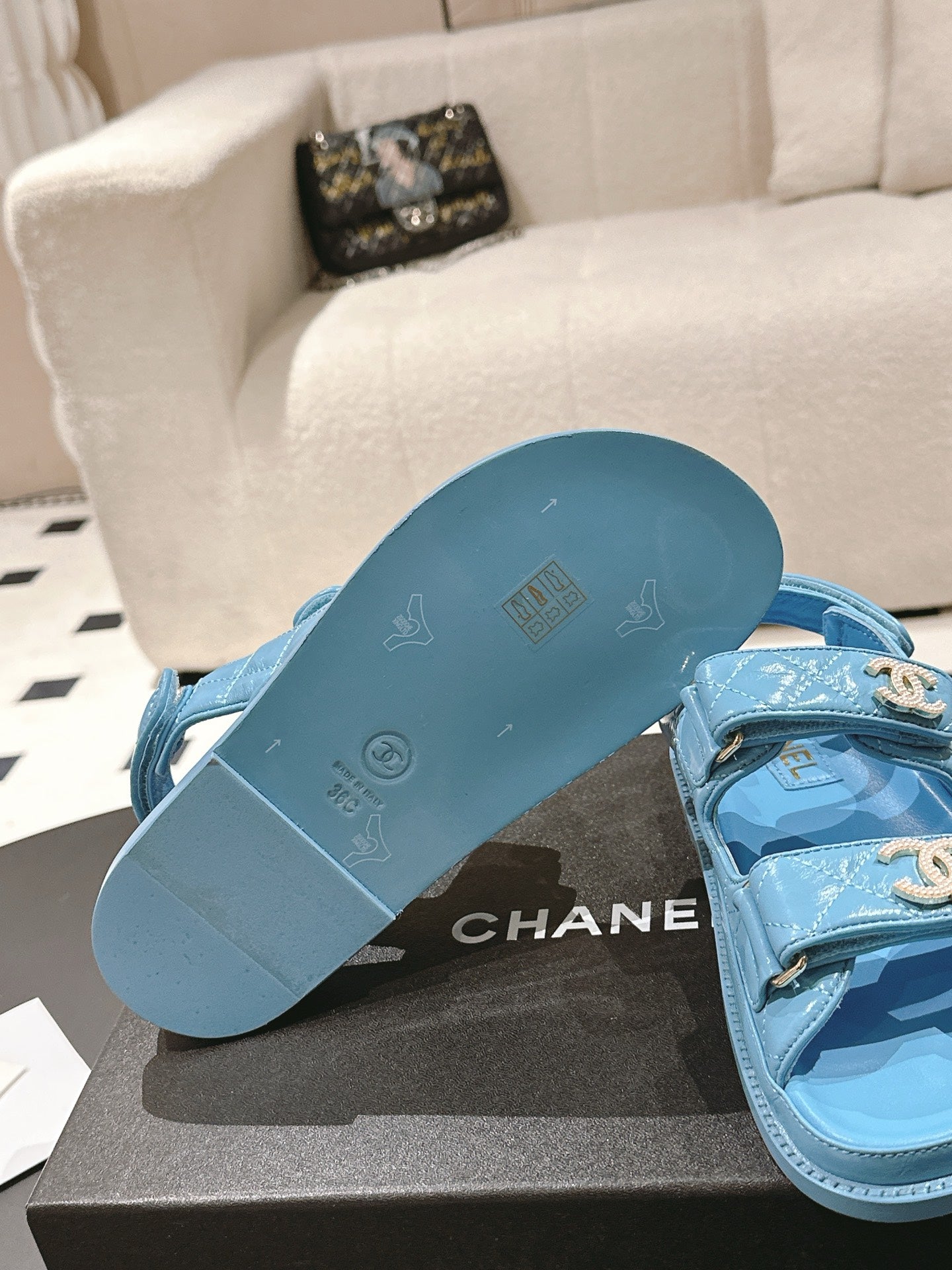 CC 25 Dad Deals Sandals Sky Blue Patent Leather 237588