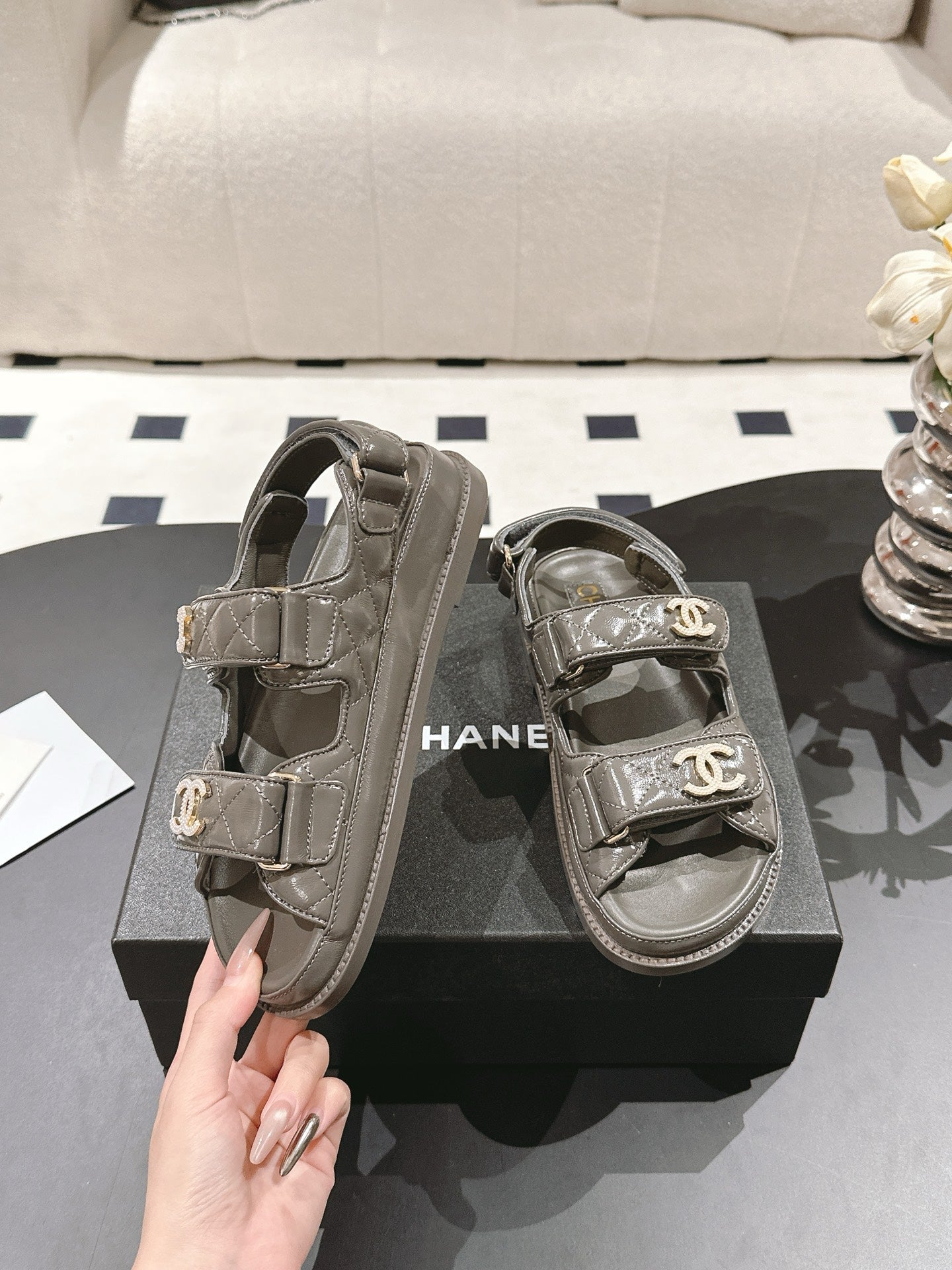 CC 25 Dad Deals Sandals Jet Black Patent Leather 237594