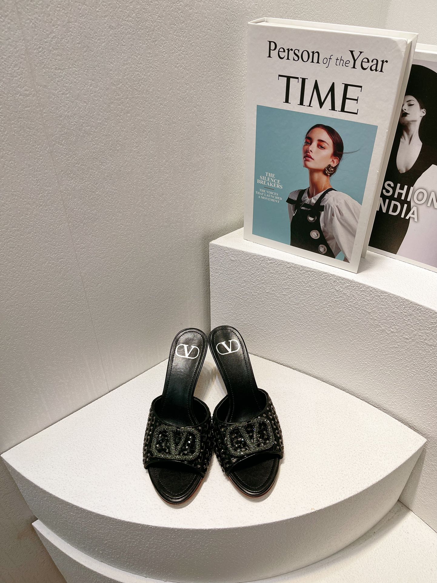 VT High Heeled Sandals Black Sheepskin 292787