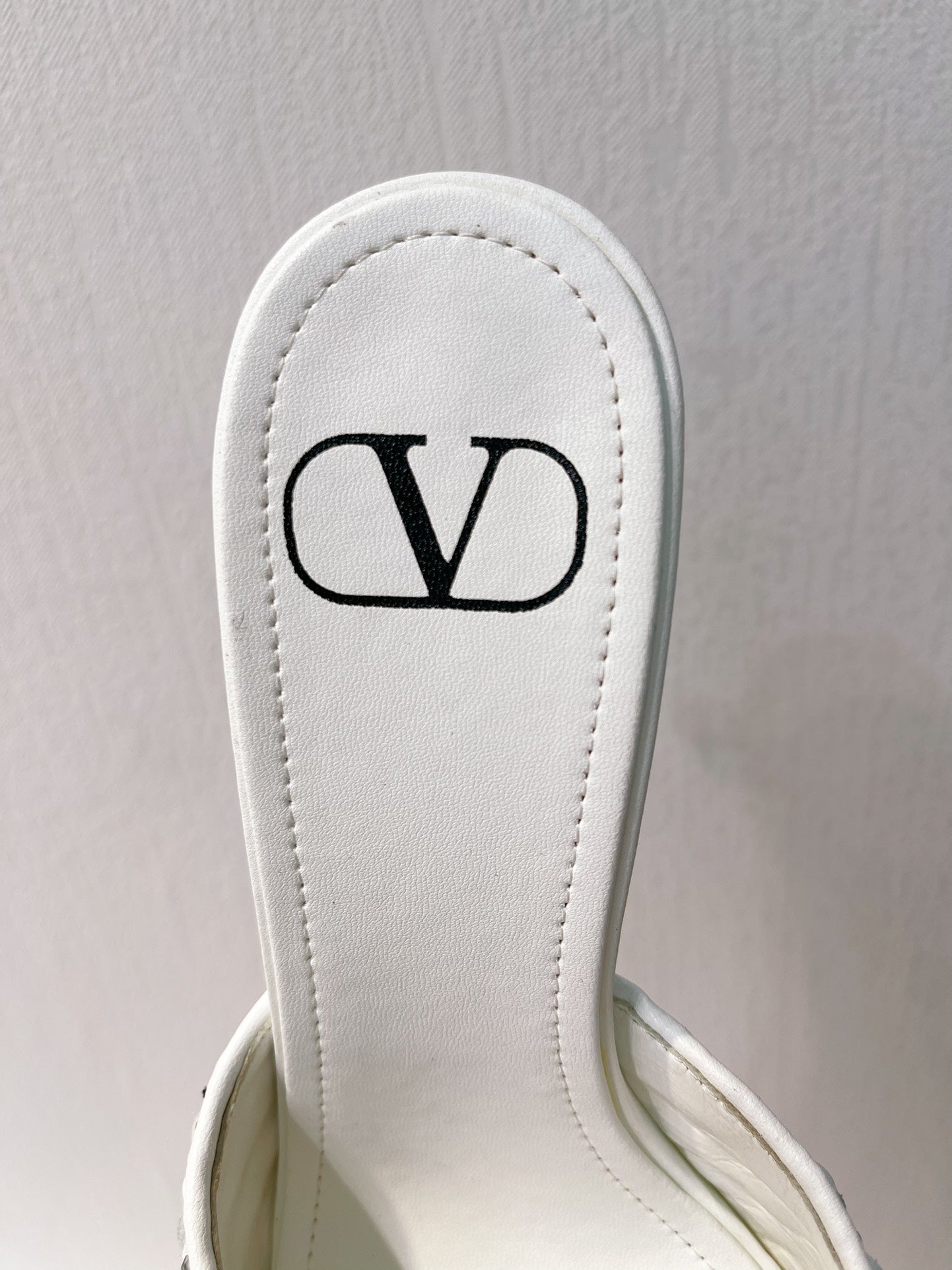 VT High Heeled Sandals White Sheepskin 292788