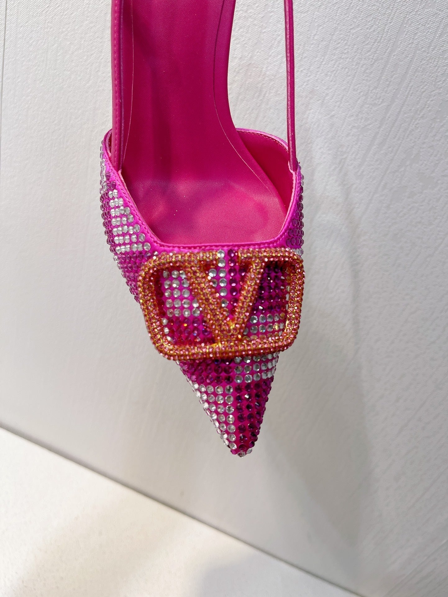 VT High Heeled Slingbacks Fuchsia Pink Sheepskin 292821