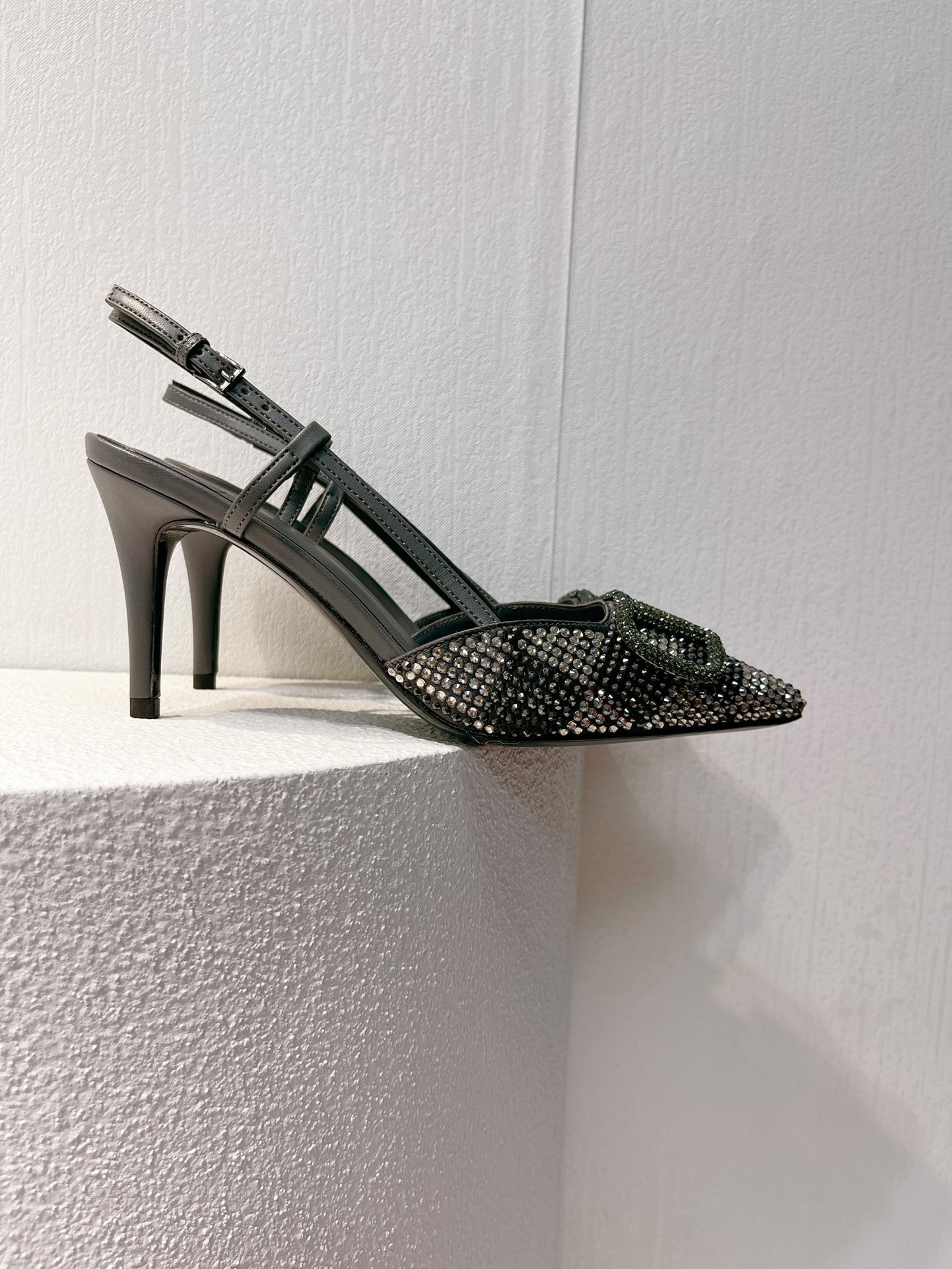 VT High Heeled Slingbacks  Charcoal black Sheepskin 292824