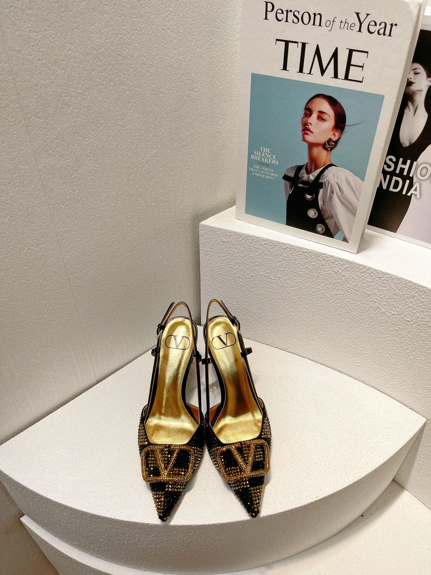 VT High Heeled Slingbacks  Black Gold Sheepskin 292827