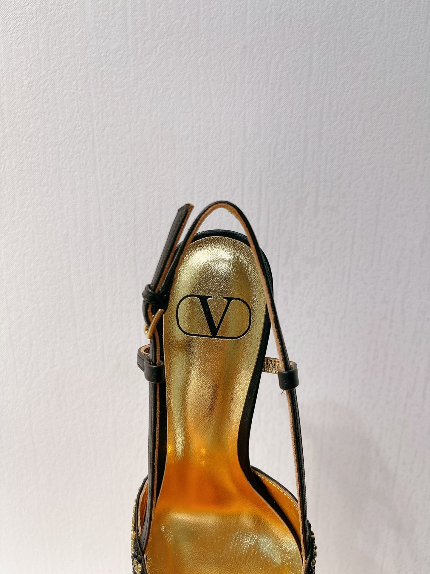 VT High Heeled Slingbacks  Black Gold Sheepskin 292827